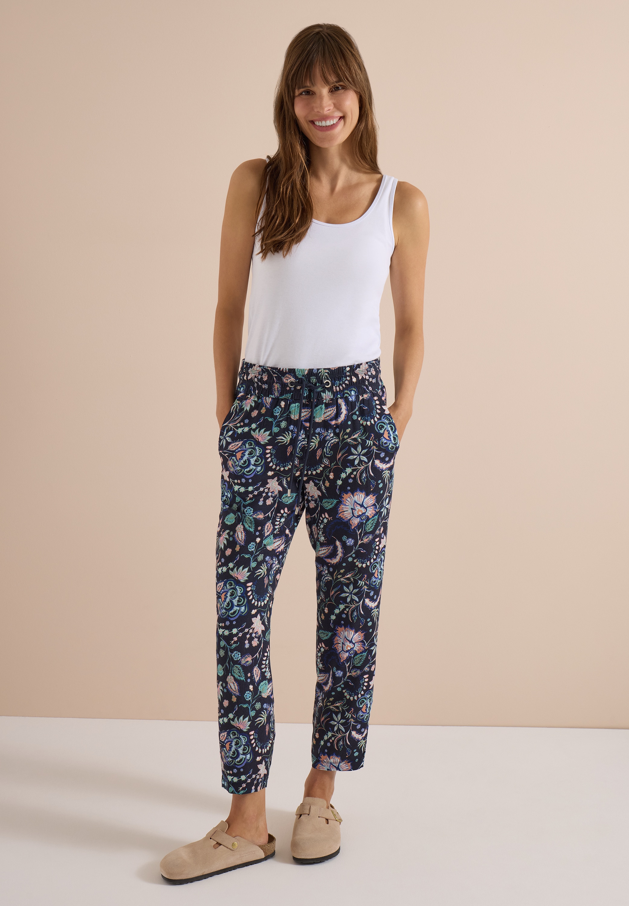 Cecil Jogger Pants  Middle Waist