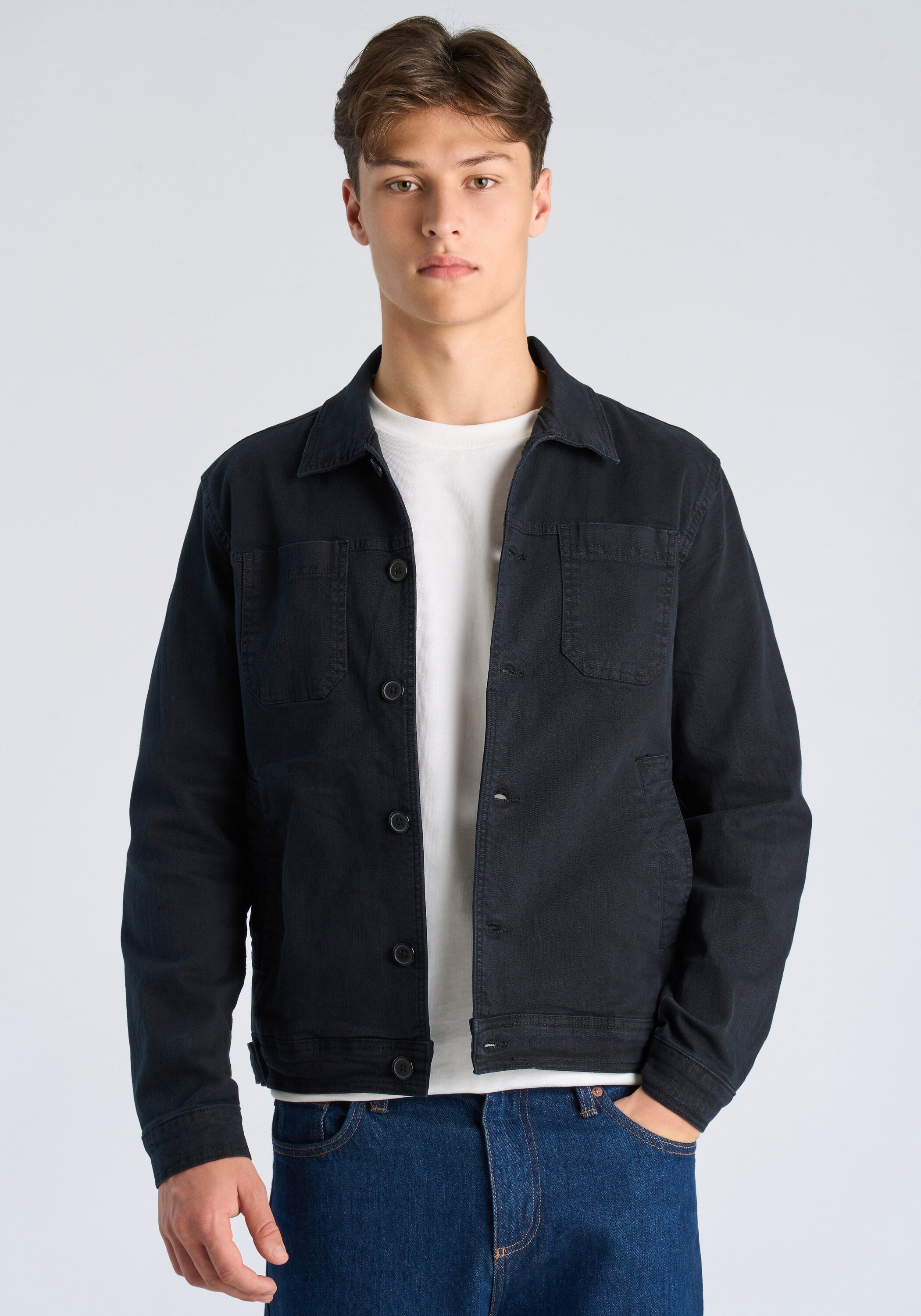 Hemdjacke LINDBERGH "Hemdjacke Relaxed Fit", Herren, Gr. M, schwarz, Obermaterial: 98% Baumwolle, 2% Elasthan, lässig geschnitten, Jacken