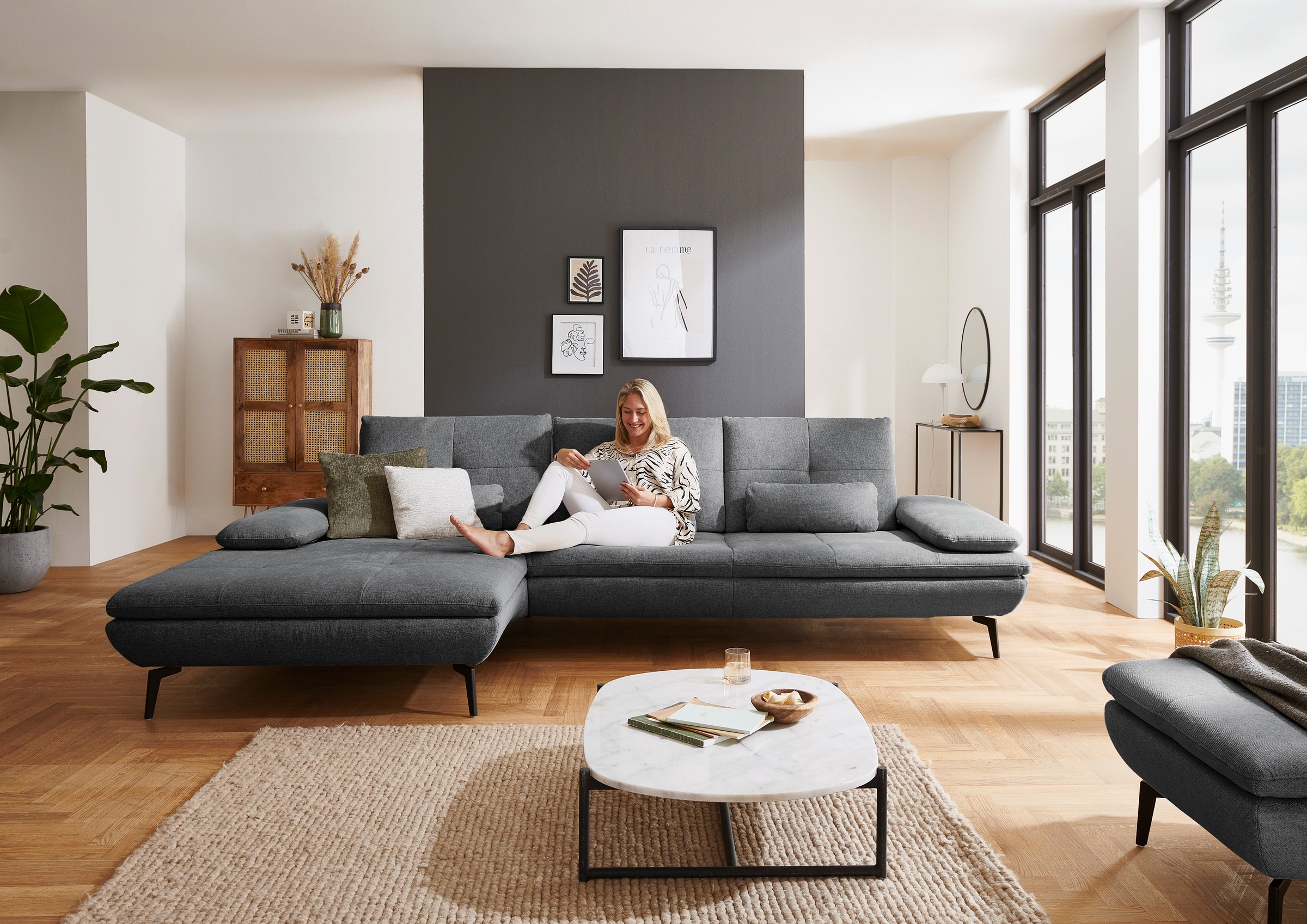 Die PlanBar Ecksofa "MP-IN23002 L-Form" wahlweise mit Armteil- und Sitztief günstig online kaufen