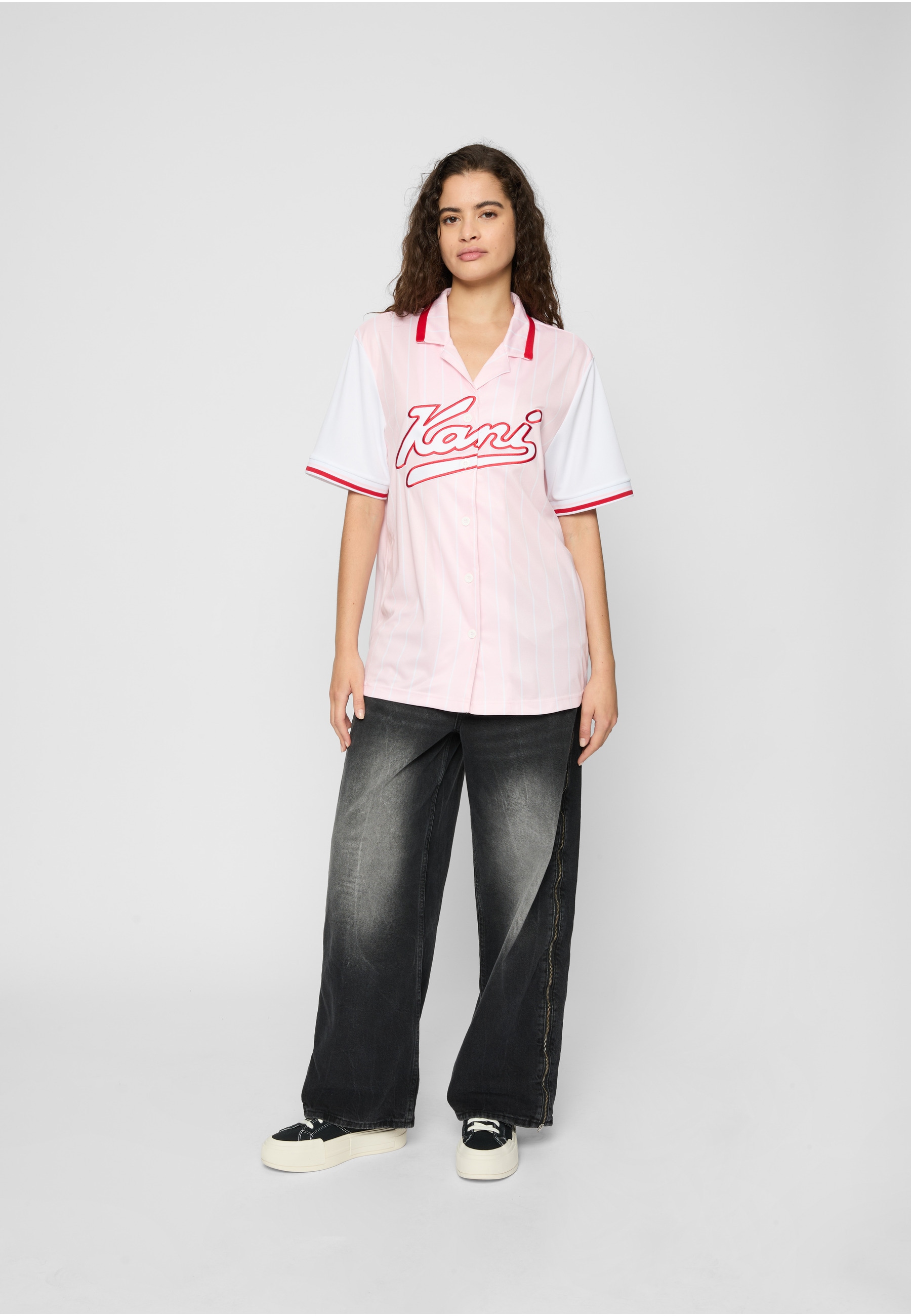 Karl Kani Kurzarmshirt »Karl Kani Damen KW223-045-1 Varsity Stripe Baseball Shirt« 1 Stk.