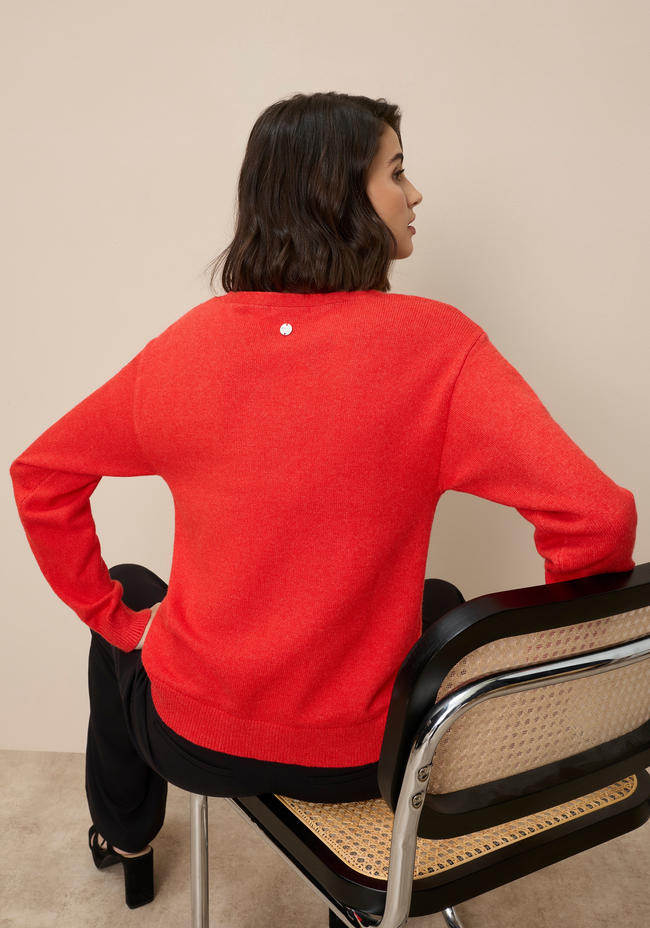 Thumbnail - Tamaris V-Ausschnitt-Pullover mit Frontbiese