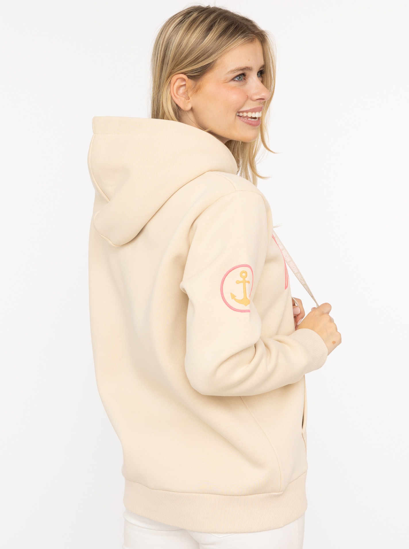 Zwillingsherz Kapuzensweatjacke »"Maritim"«, mit gesticktem MOIN und Anker Logo und Reißverschluss