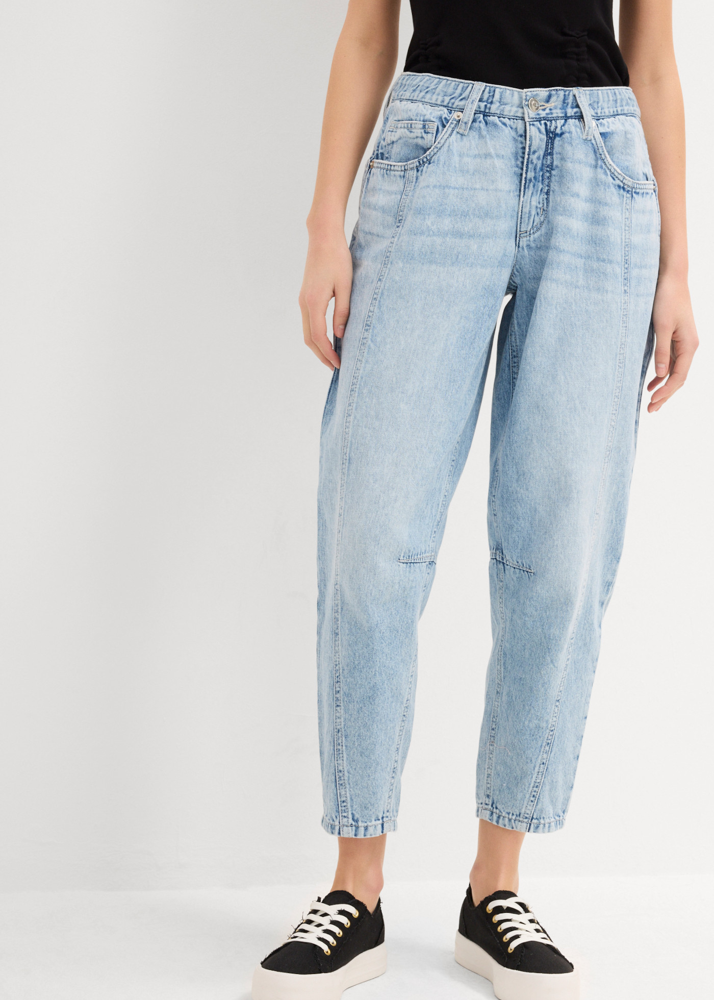 bonprix Loose-fit-Jeans lockere Passform, voluminöses, gerundetes Bein, fester Baumwoll-Denim