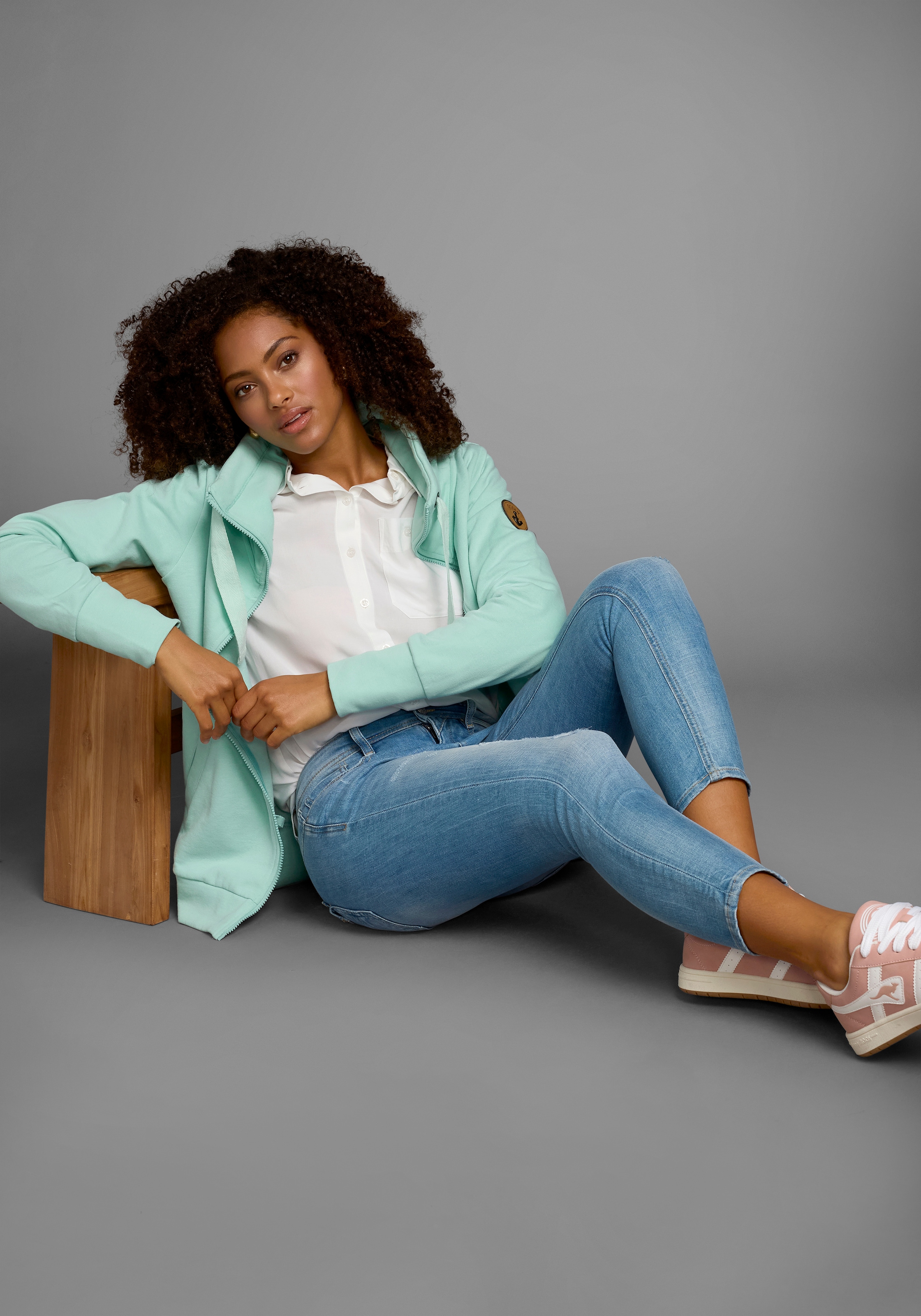 Ocean Sportswear Sweatjacke, mit voluminösem hohem Kragen
