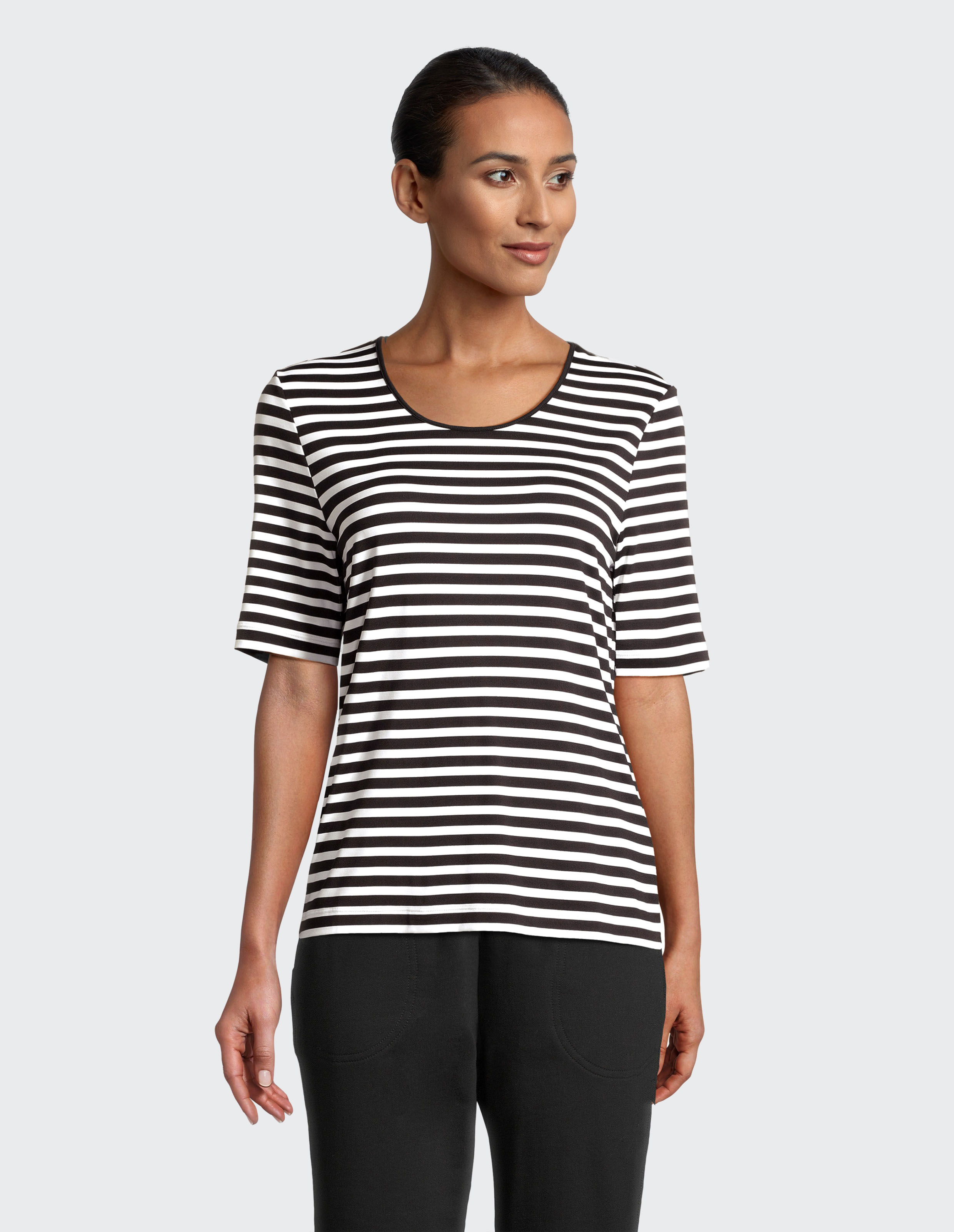Joy Sportswear "ALLISON" mit eingesetzten Ärmeln, gerader Rumpfabschluss, ohne Verschluss
