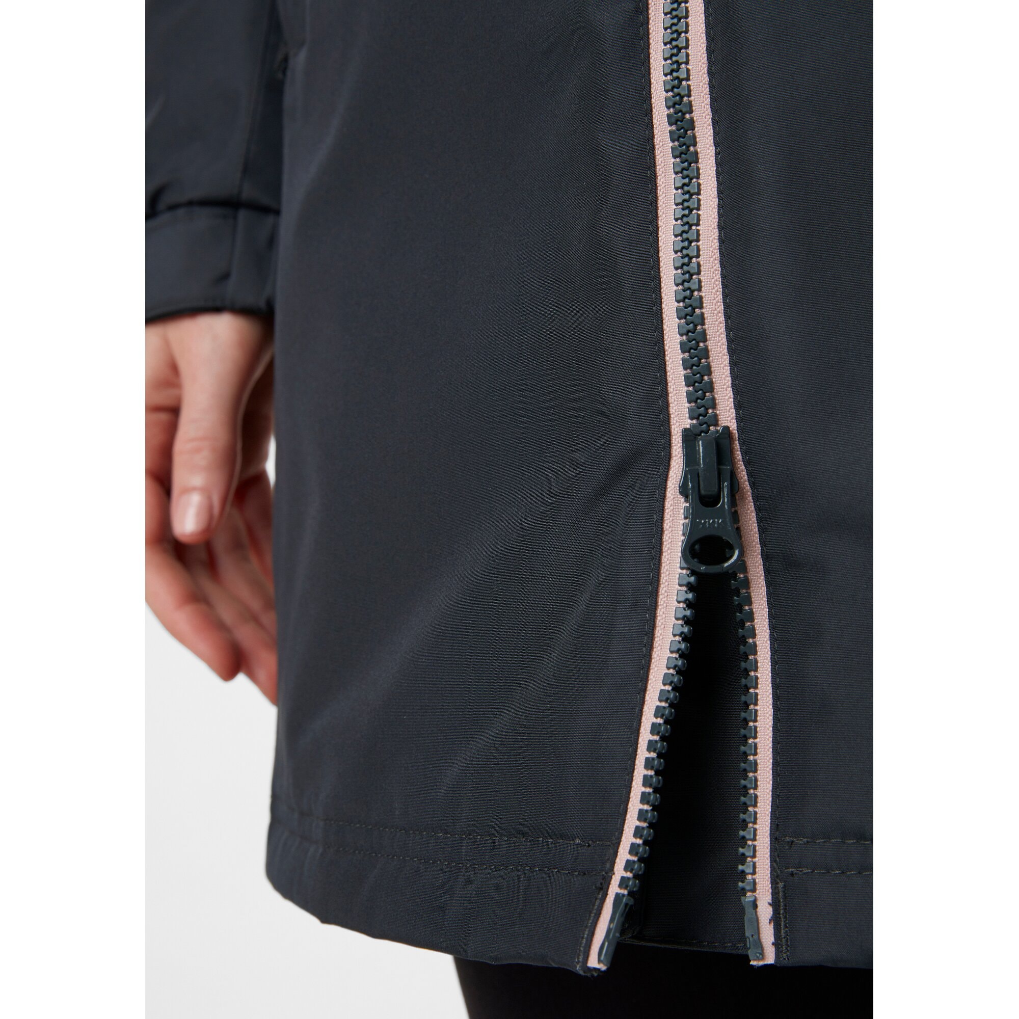 Helly Hansen Wintermantel »W LONG BELFAST WINTER JACKET« mit HELLY TECH® Protection Technologie, wasserdicht, atmungsaktiv