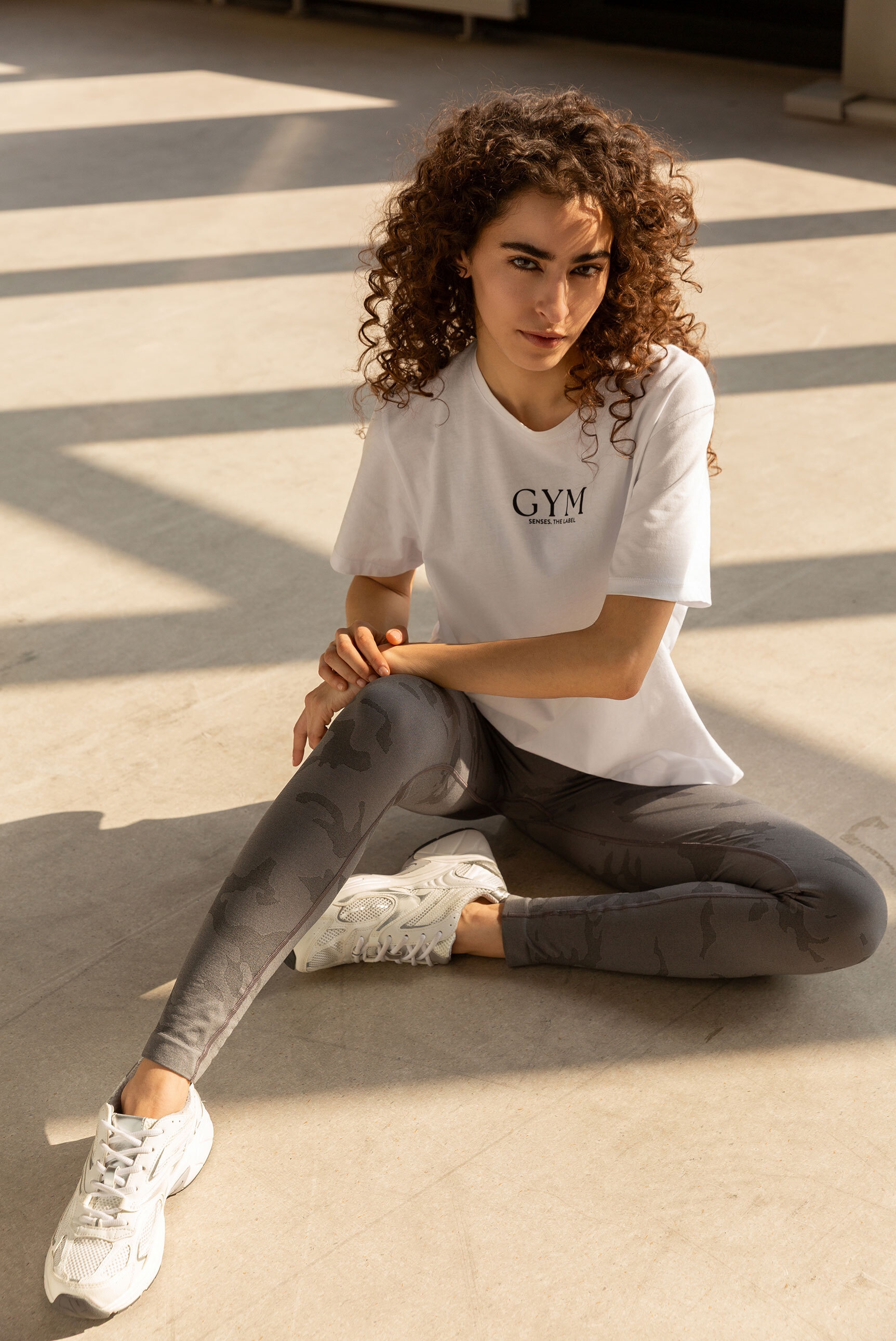 SENSES.THE LABEL Rundhalsshirt aus Baumwolle günstig online kaufen