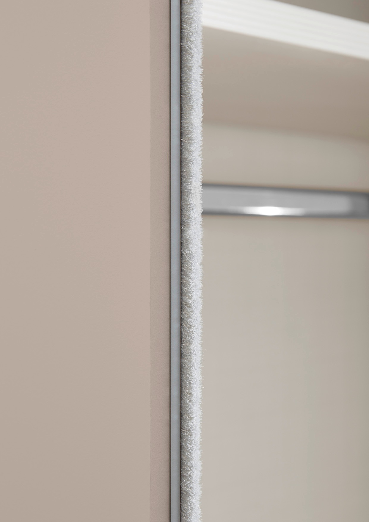 STAUD Schwebetürenschrank »Sinfonie Plus, edles Design in hochwertiger Qualität, Made in Germany«, Mit vier verschiedenen Ausstattungsvarianten