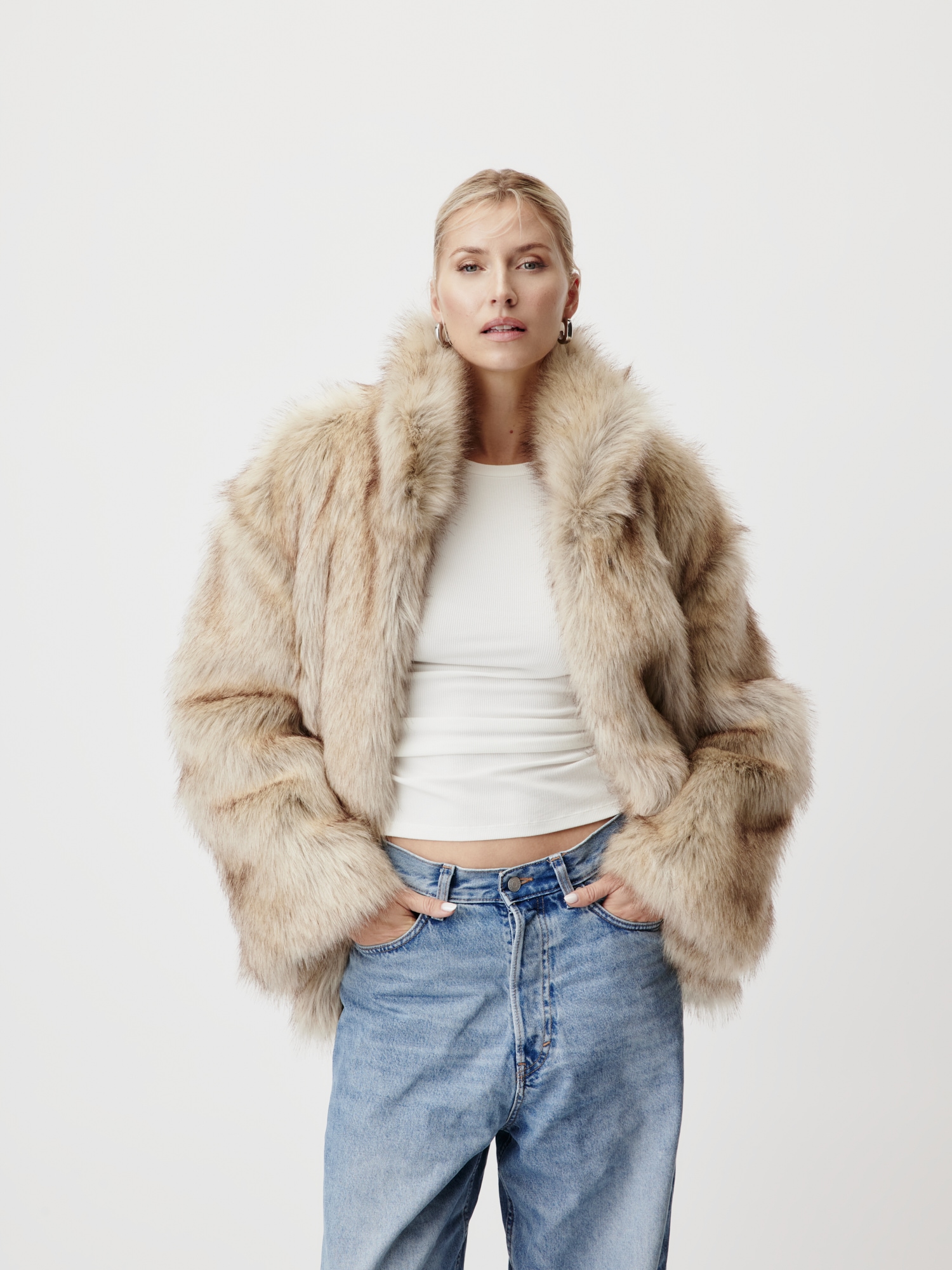LeGer Fellimitatjacke »Fergie, LeGer by Lena Gercke«, ohne Kapuze, Regular fit mit Rundhalsausschnitt