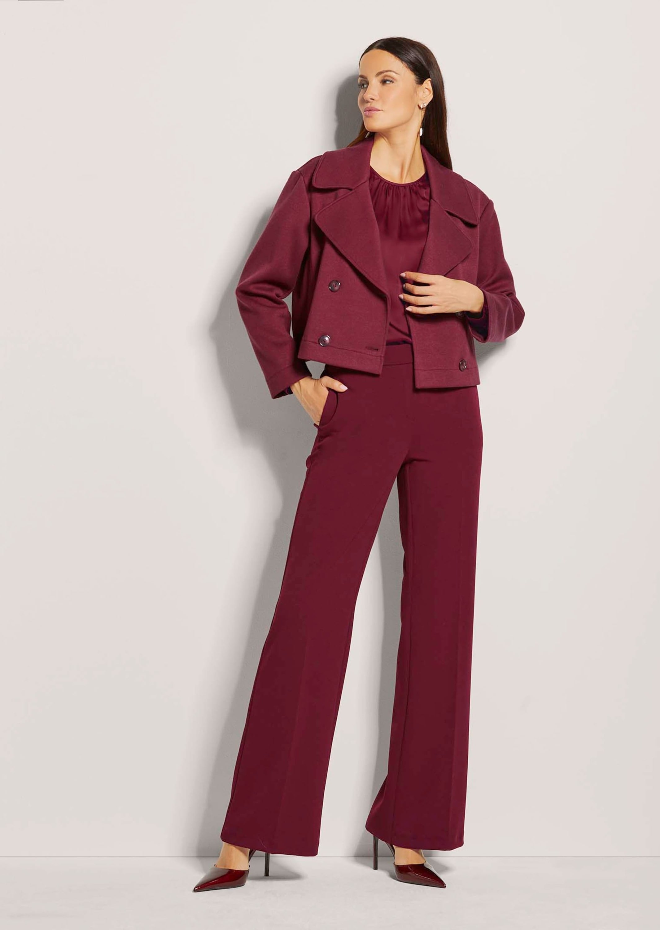 Thumbnail - MADELEINE Jerseyblazer "Blazer Zweireihiger Kurzblazer"