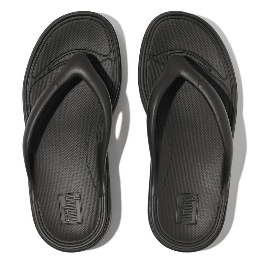 Fitflop Zehentrenner »RELIEFF RECOVERY TOE-POST SANDALS - TONAL RUBBER«, Keilabsatz, Sommerschuh, Schlappen mit Microwobbleboard