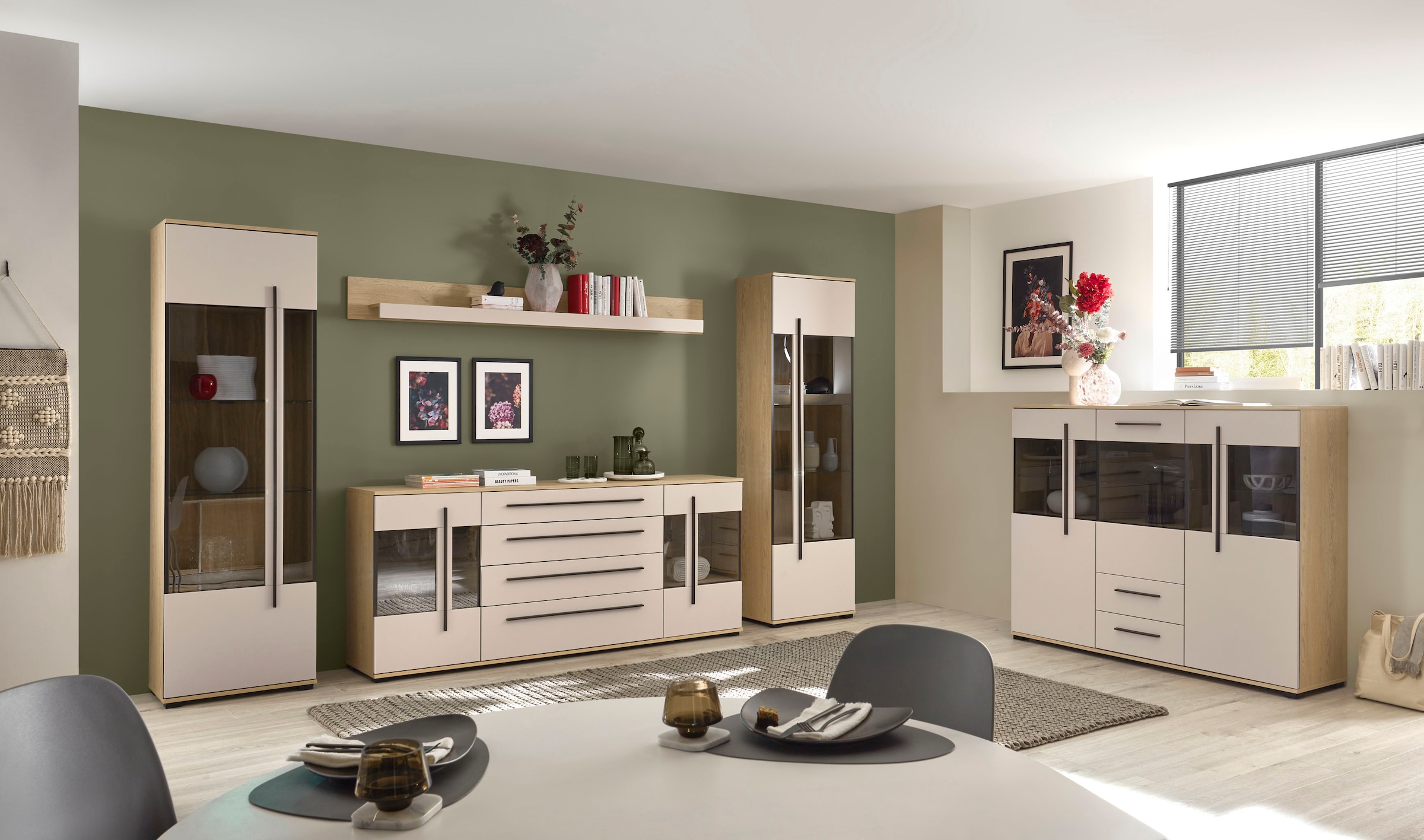 Home affaire Highboard »Cantara, moderner Schrank, Vitrine in Eiche Dekor, Weiß oder Kaschmir« schwarze Stangengriffe, ausreichend Stauraum, vielseitig einsetzbar