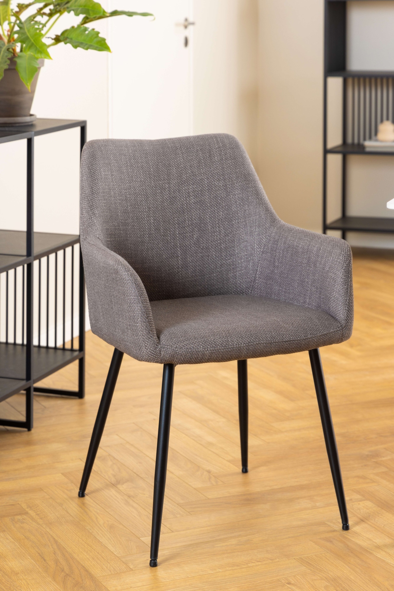 ACTONA GROUP Esszimmerstuhl "Lizzy Armlehnstuhl" () Stoff, schwarze Stahlbe günstig online kaufen