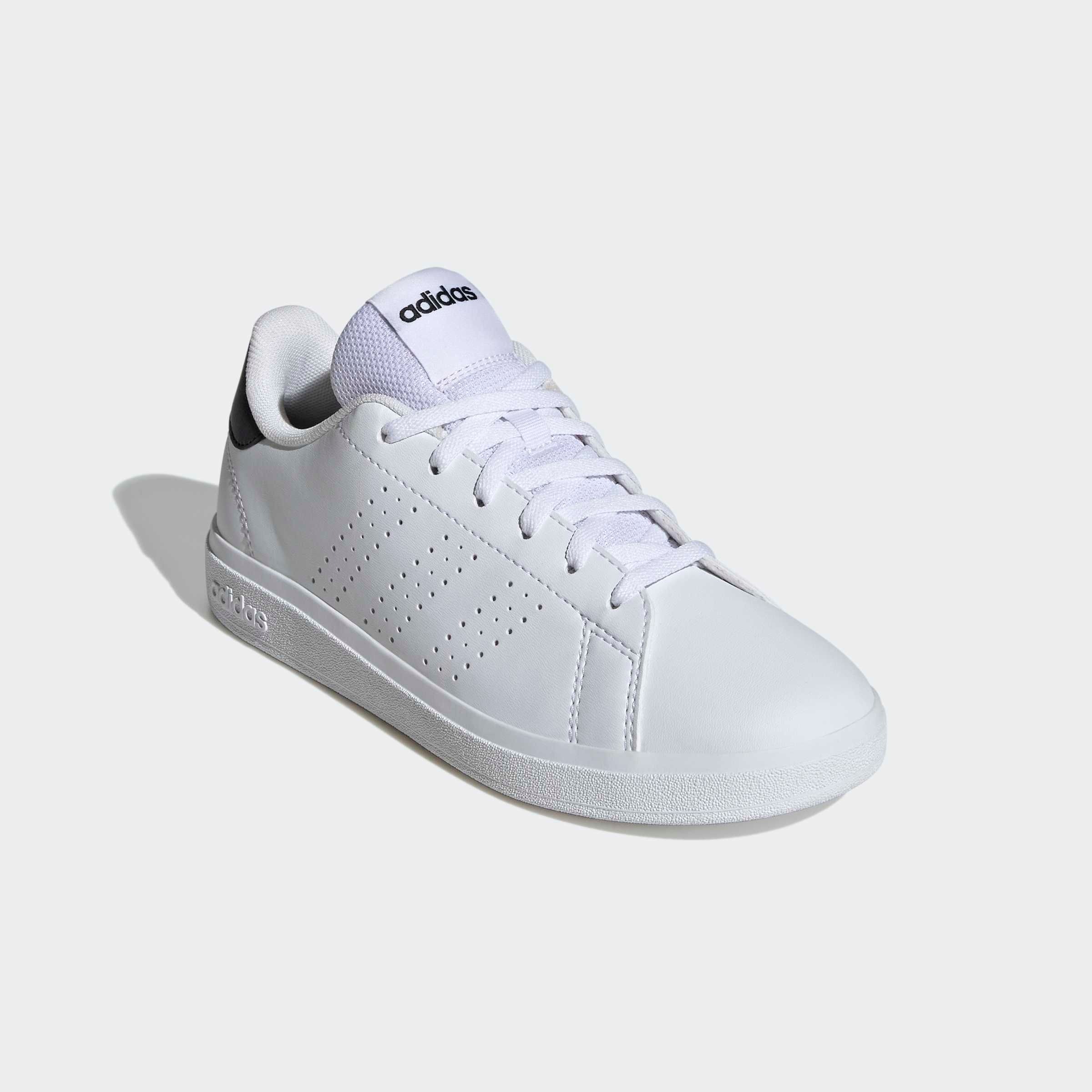 adidas Sportswear "ADVANTAGE BASE 2.0" Design auf den Spuren des adidas Stan Smith, für Kinder & Jugendliche