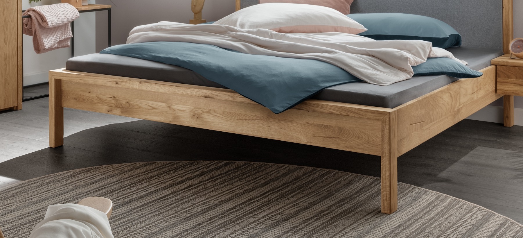 Home affaire Massivholzbett "Huven Doppelbett, Holzbett, hohe Belastbarkeit günstig online kaufen