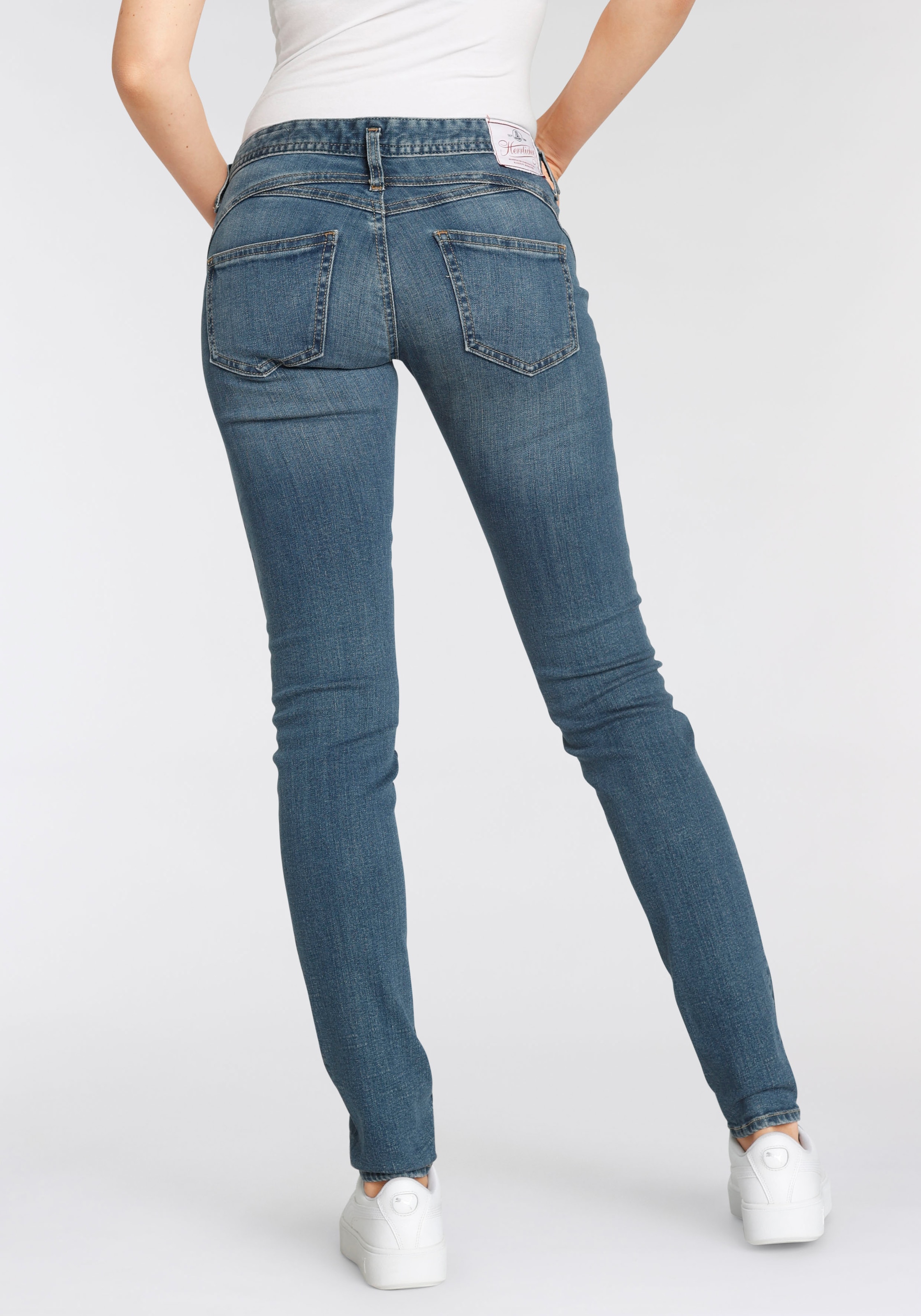 Herrlicher Slim-fit-Jeans »GINA SLIM POWERSTRETCH«, bestellen BAUR mit seitlichem | Keileinsatz für