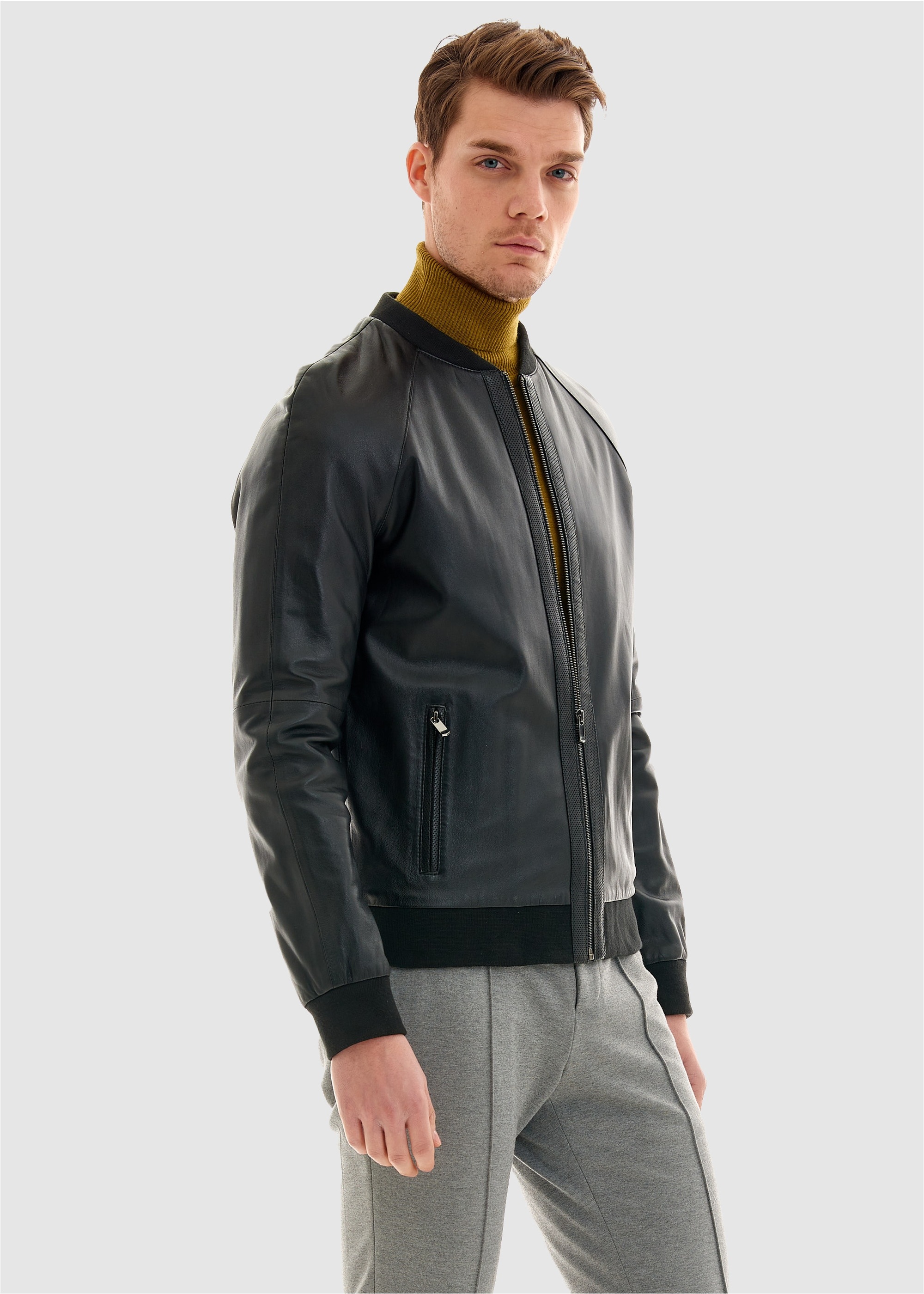 Pierre Cardin Lederjacke, im Bomber-Look