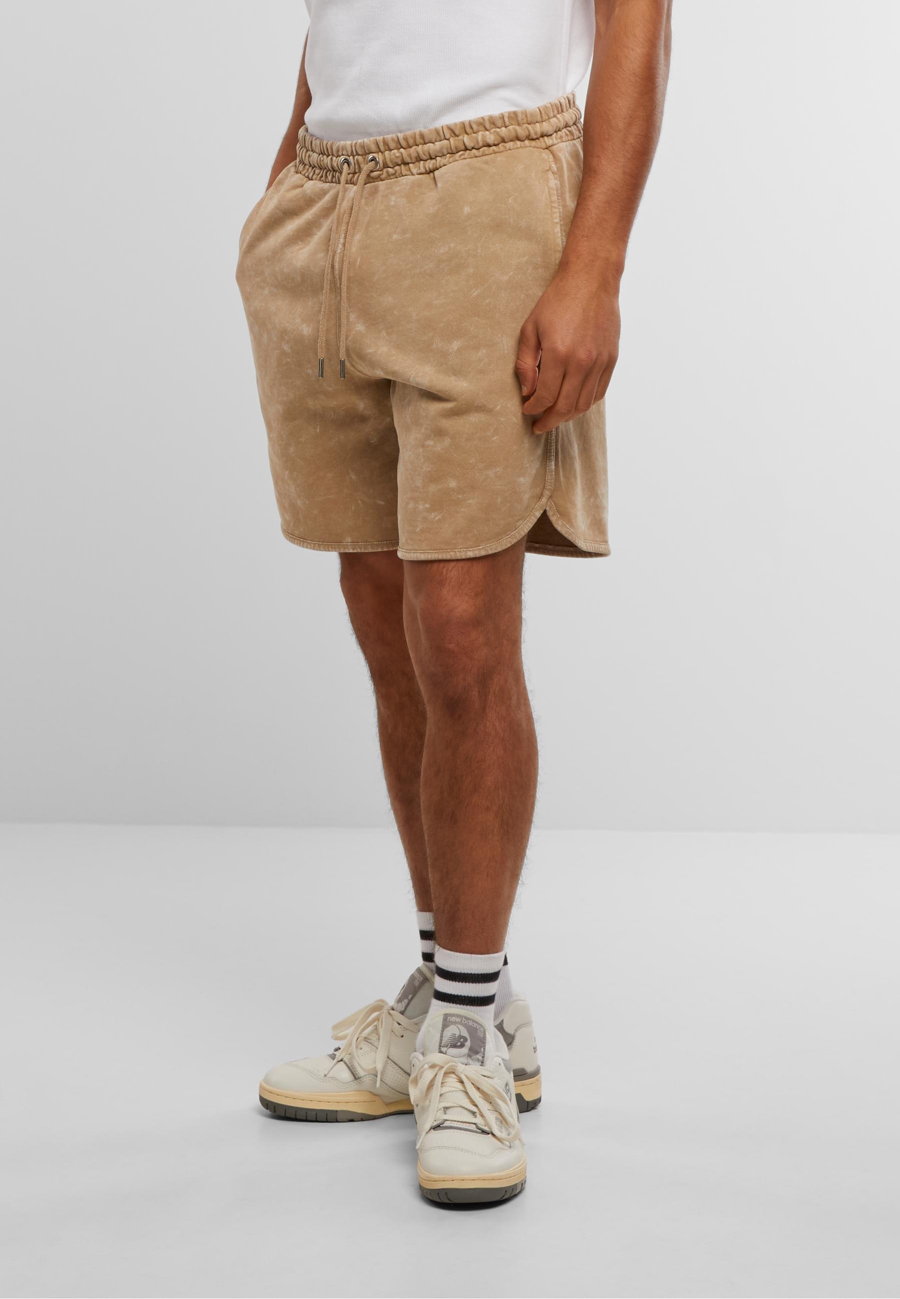 URBAN CLASSICS Sweatshorts »Urban Classics Washed Piped Shorts«, (1 tlg.)