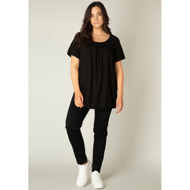 Base Level Curvy T-Shirt »Yokia«, In formstabiler Baumwoll-Mischqualität  bestellen | BAUR