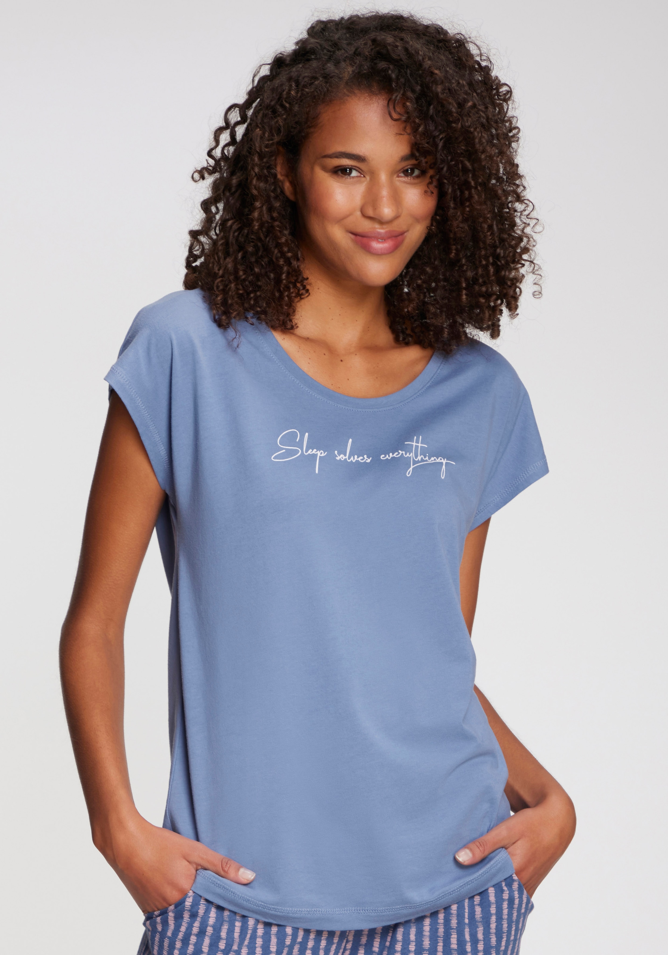Vivance Dreams T-Shirt, Mit kleinem Frontprint
