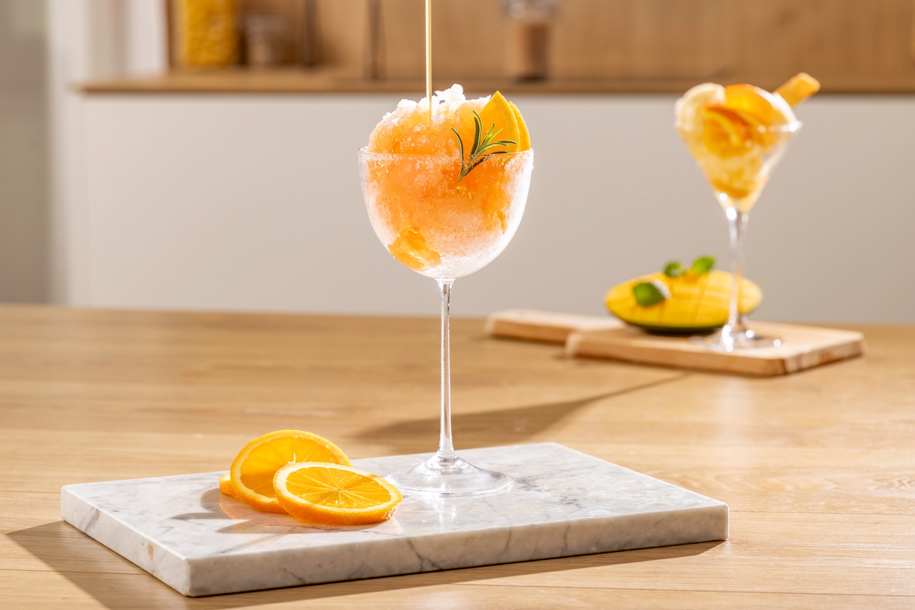 GORENJE Eismaschine »GIICM - 3in1 Instant Eismaschine« 200 W Eis & Slushy in 90 Sek., 1 L, Selbstreinigungsfunktion, max. 35kg/Tag