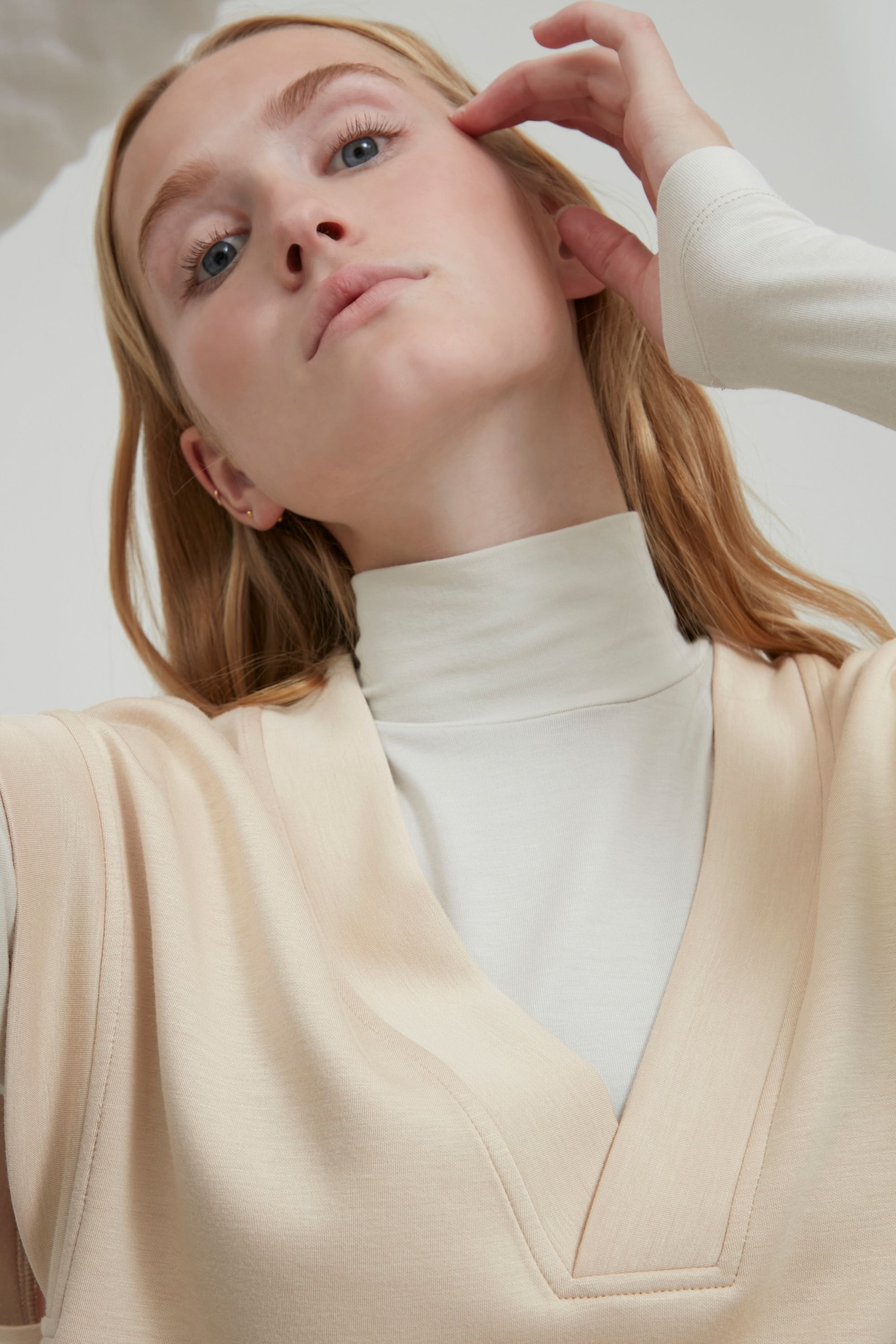 b.young Strickjacke »Strick-V-Pullover BYPusti«