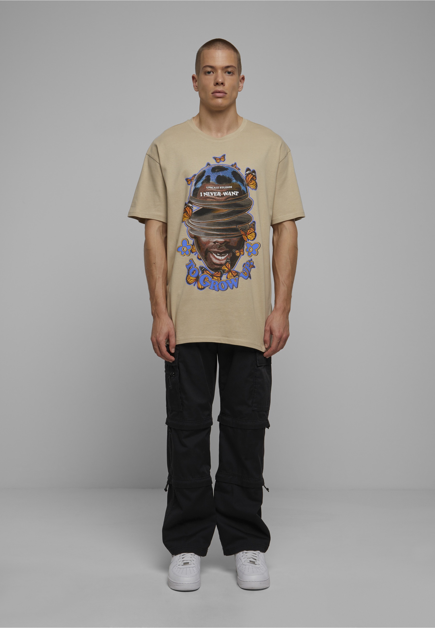 Upscale by Mister Tee T-Shirt »Upscale by Mister Tee Männer Grow Up Oversize Tee« 1 Stk.