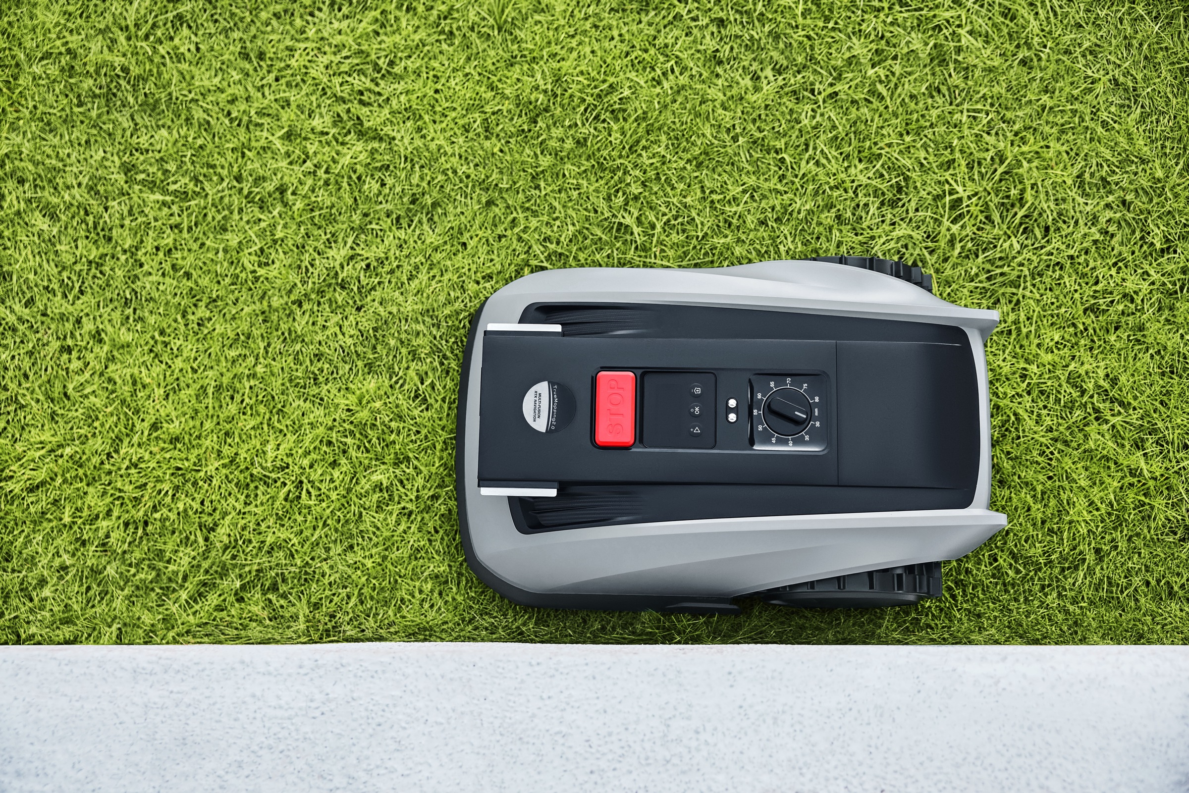 ECOVACS Rasenmähroboter »GOAT O600 RTK« Mäheffizienz von 100 m²/h,   mit präziser RTK-Navigation und KI-Kamera zur Hindernisvermeidung