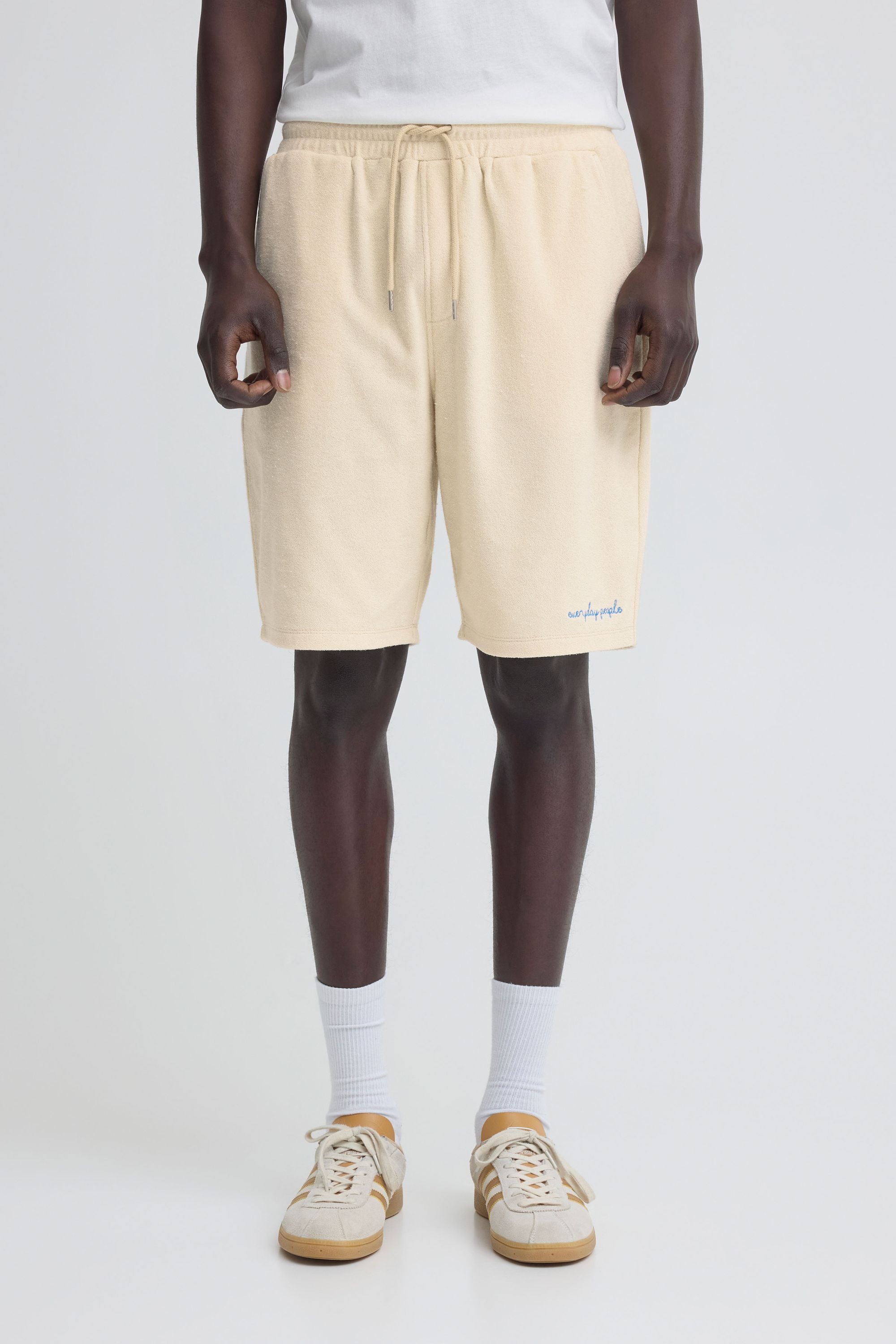 Blend Sweatshorts "BHBasti" Bequeme Frottee-Sweatshorts mit Stickerei günstig online kaufen