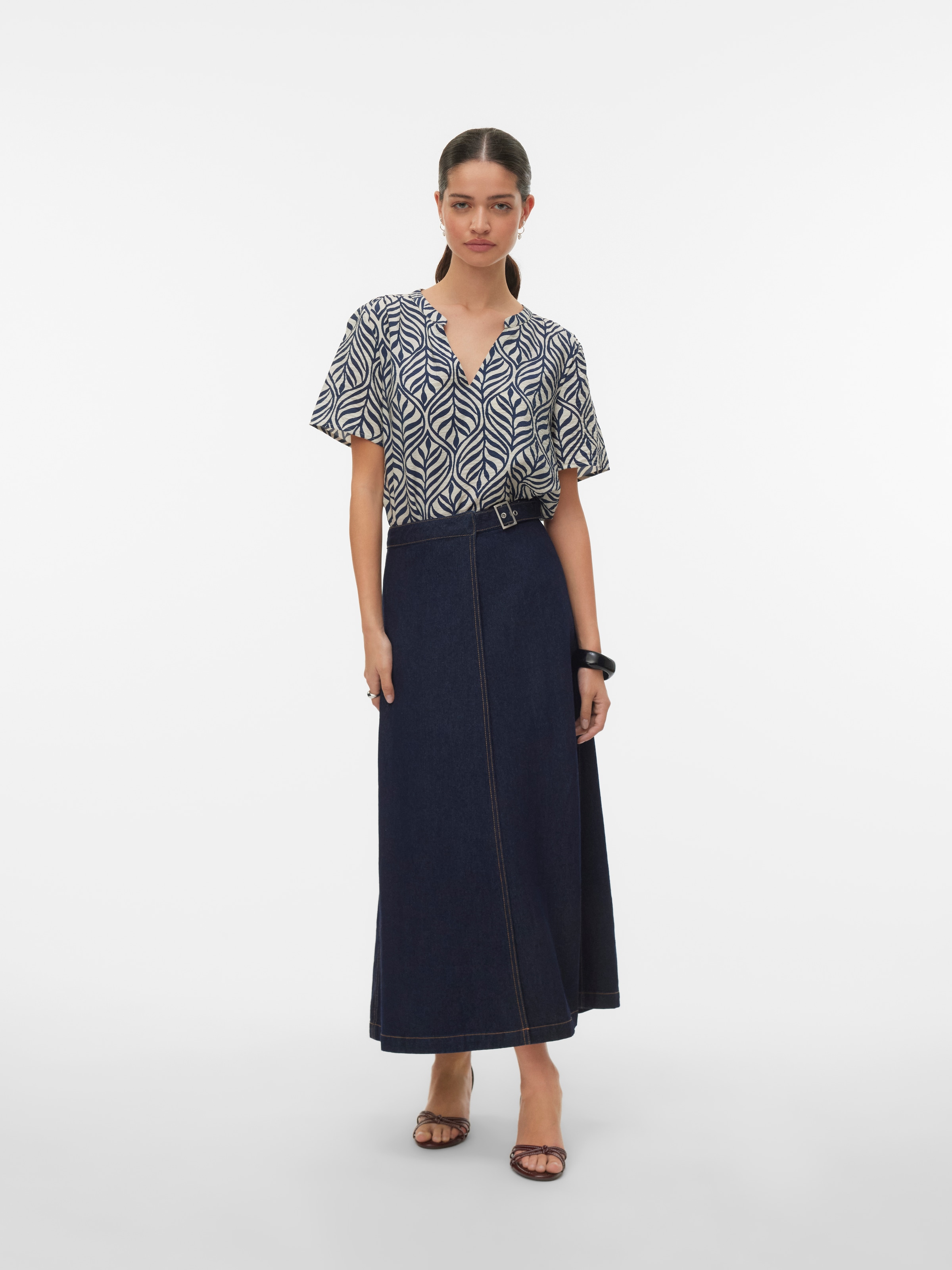 Vero Moda Shirtbluse »VMJOSIE SS V-NECK GATHERING TOP WVN GA« Viskosemischung, regular fit