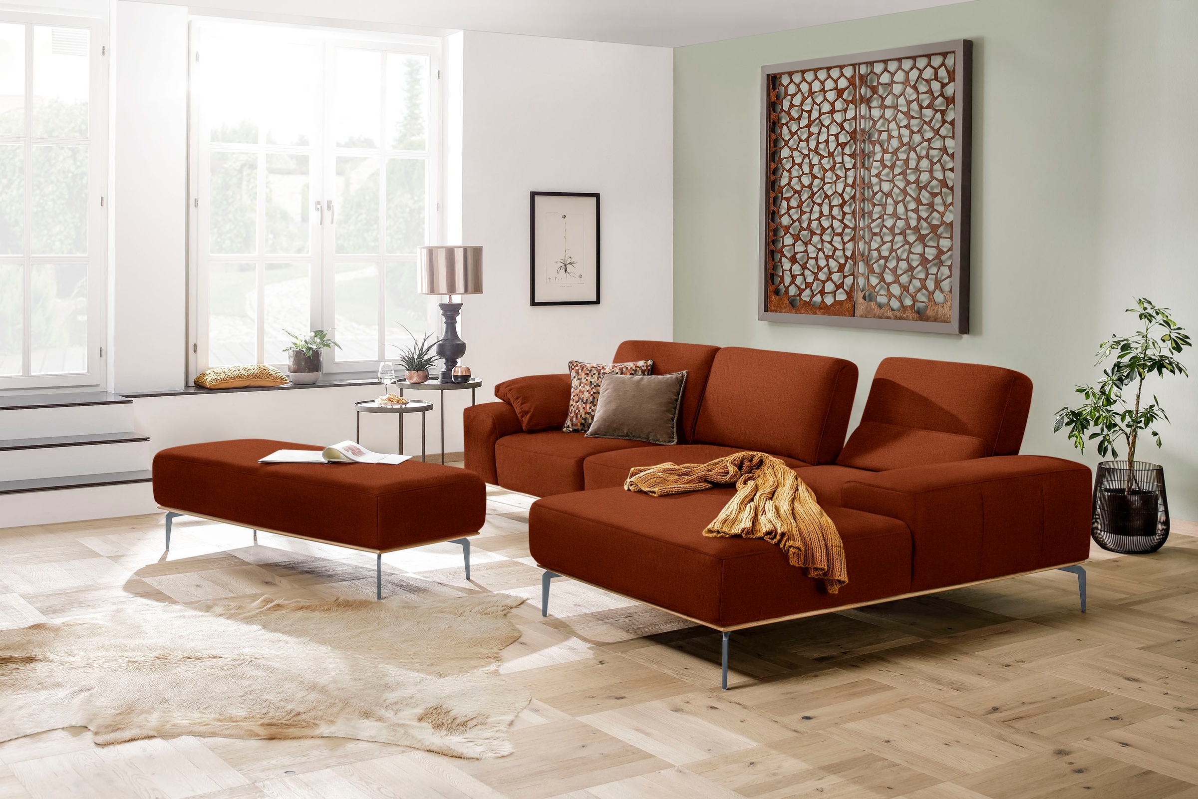 W.SCHILLIG Ecksofa »run, Designsofa mit tollem Sitzkomfort, bequem, L-Form«, mit elegantem Holzsockel, Füße in Silber matt, Breite 319 cm
