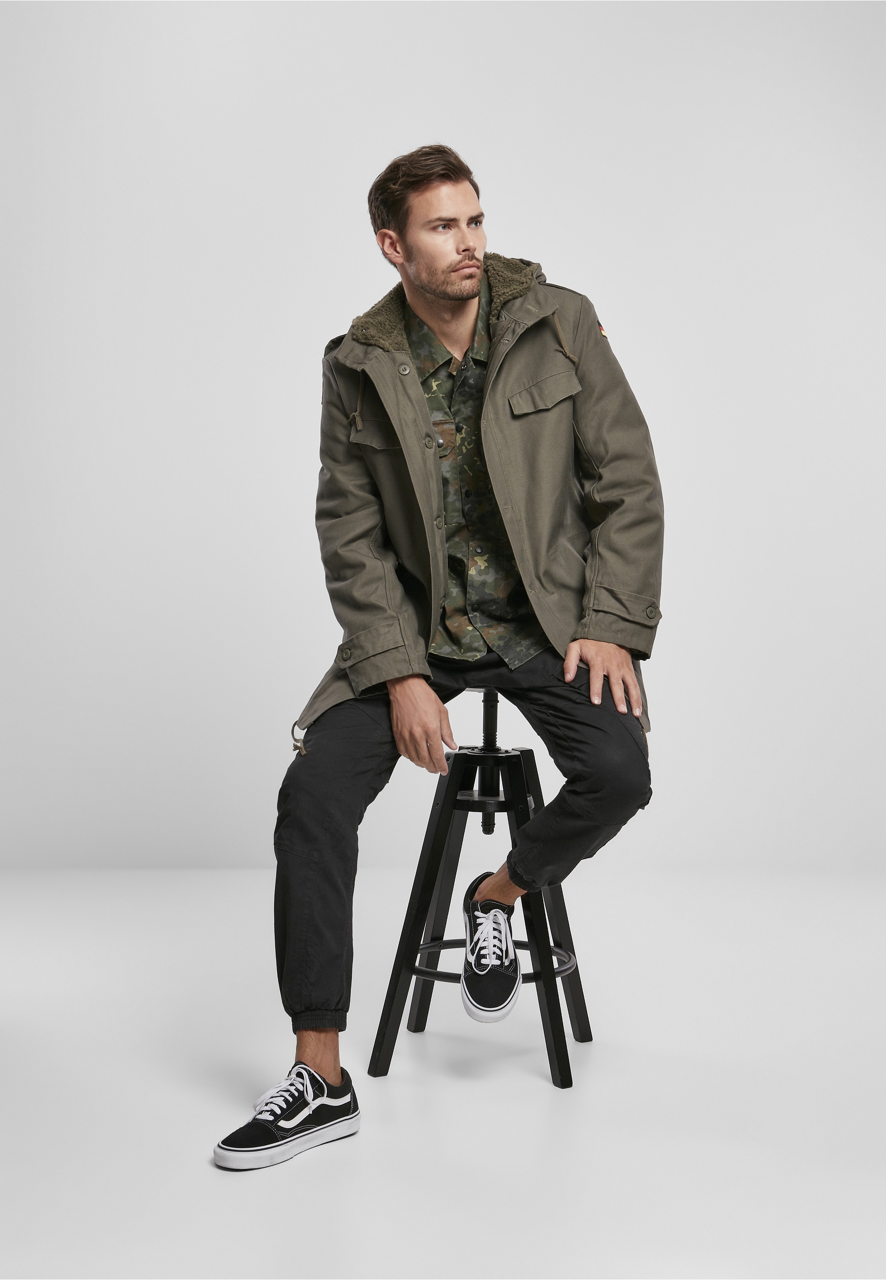 Brandit Allwetterjacke »Brandit Herren BW Flag Parka« 1 Stk. tlg. mit Kapuze