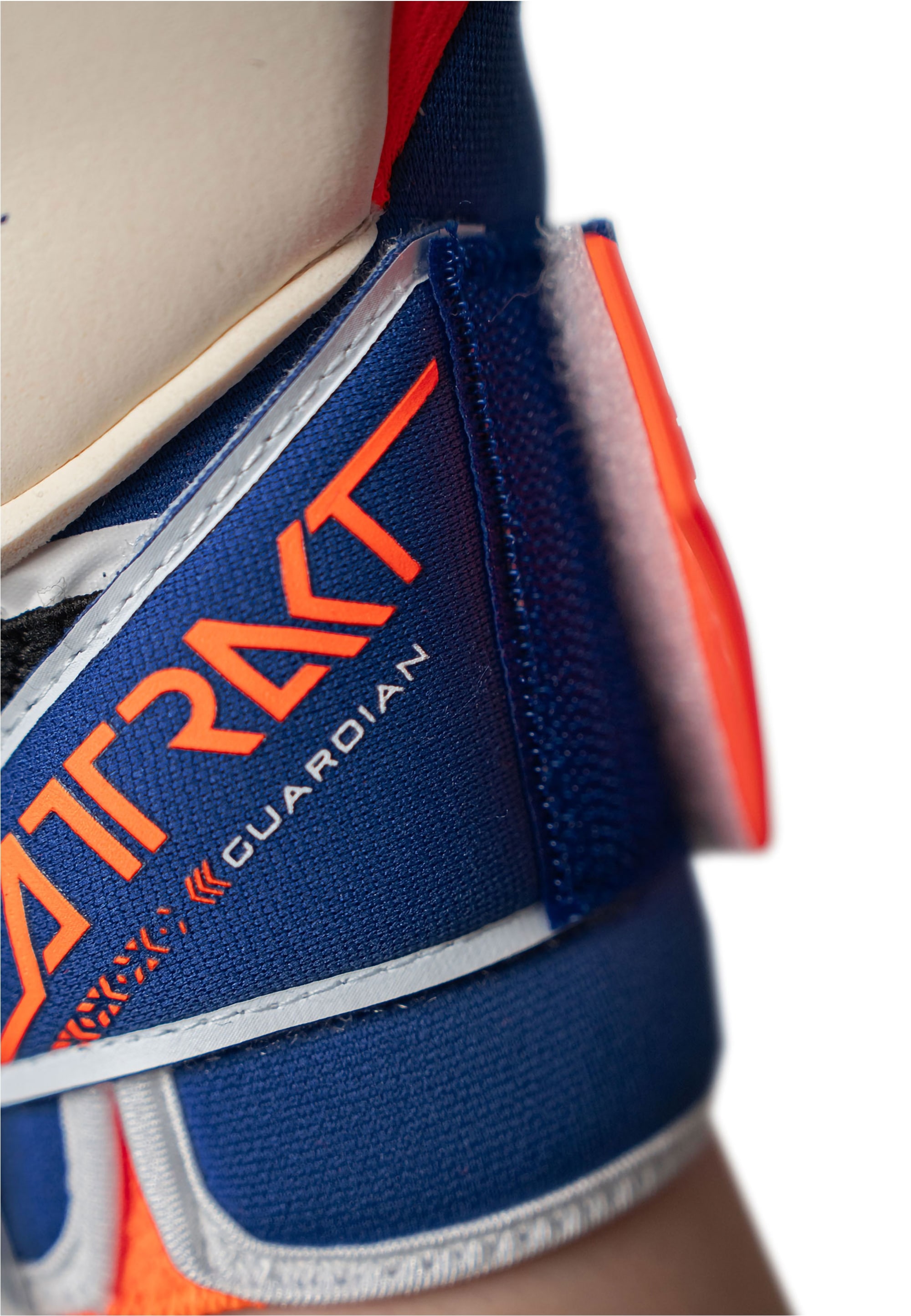 Reusch Torwarthandschuhe »Attrakt Gold X Guardian«, mit Evolution Negative Cut