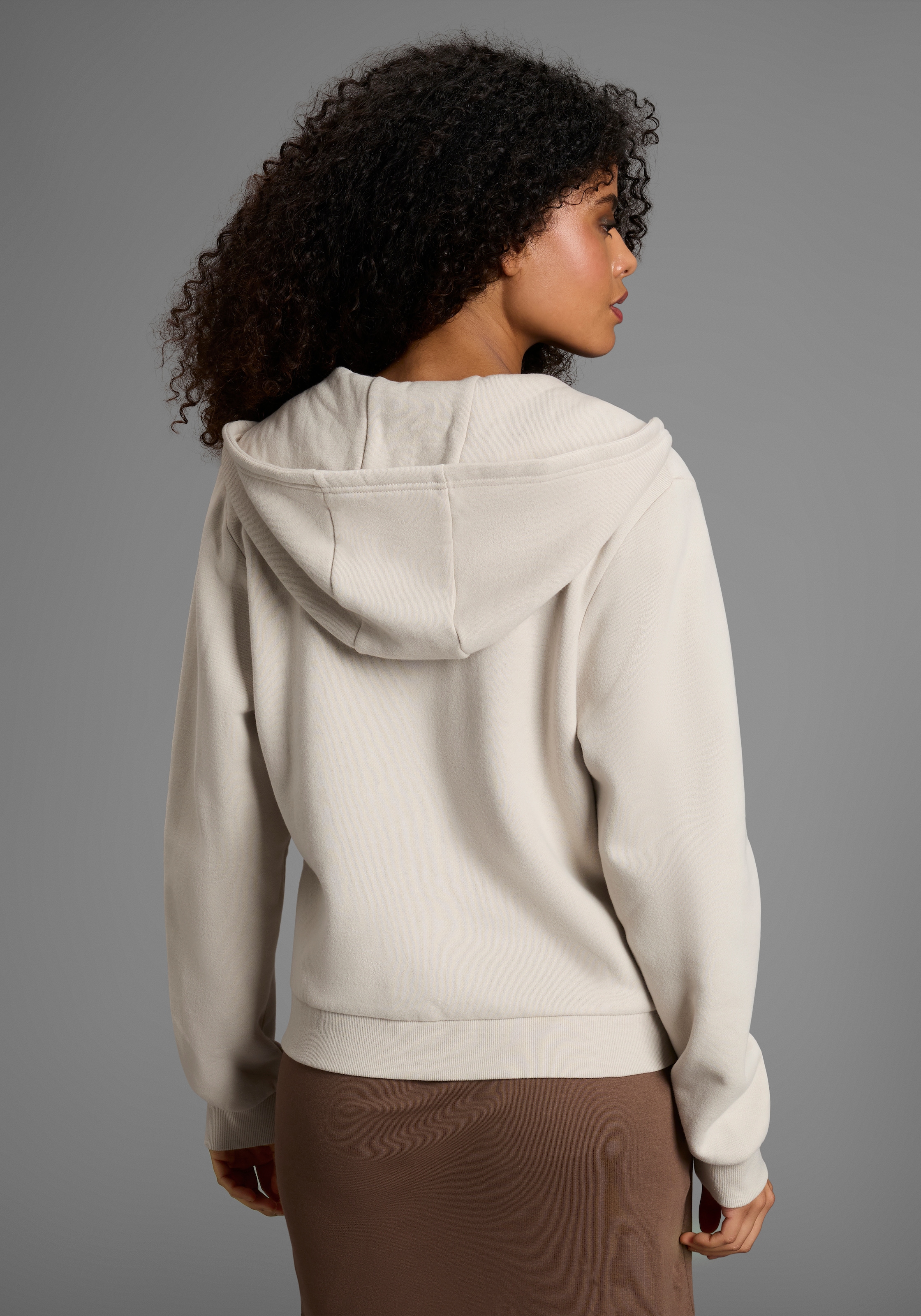 DELMAO Kapuzensweatjacke , mit Reißverschluss, Kapuze & Kängurutasche
