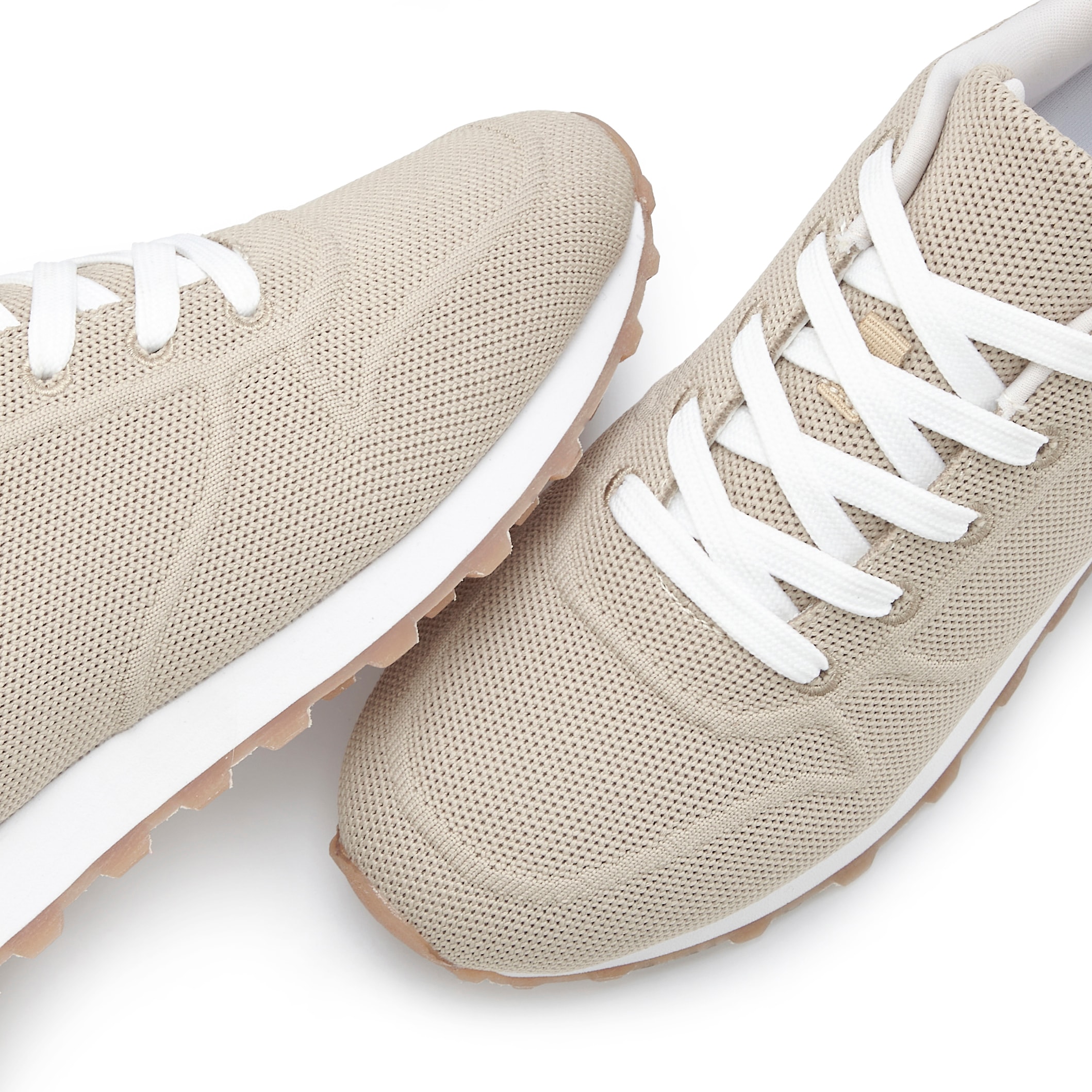 LASCANA Sneaker »Halbschuh, Schnürschuh, Freizeitschuh«  aus Textil-Material VEGAN