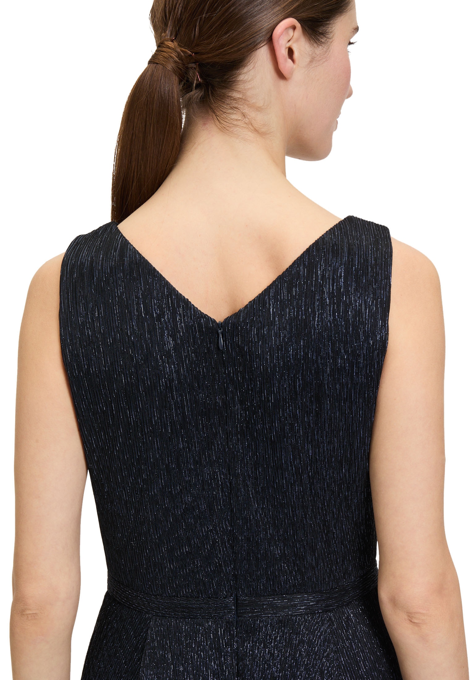 Vera Mont Abendkleid »Vera Mont Damen Abendkleid mit Plissee«, Material