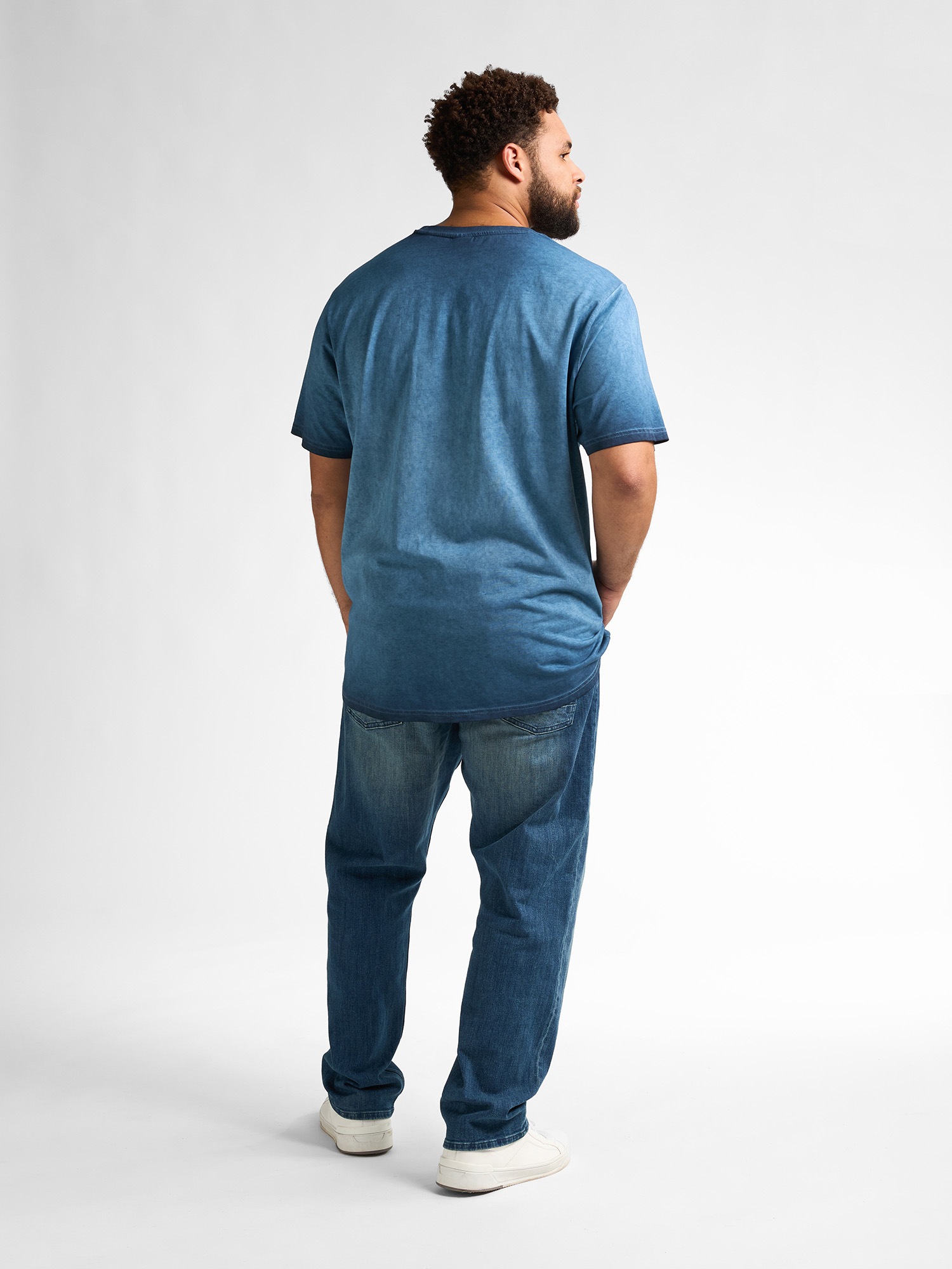 Petrol Industries Rundhalsshirt, mit Logo Stickerei