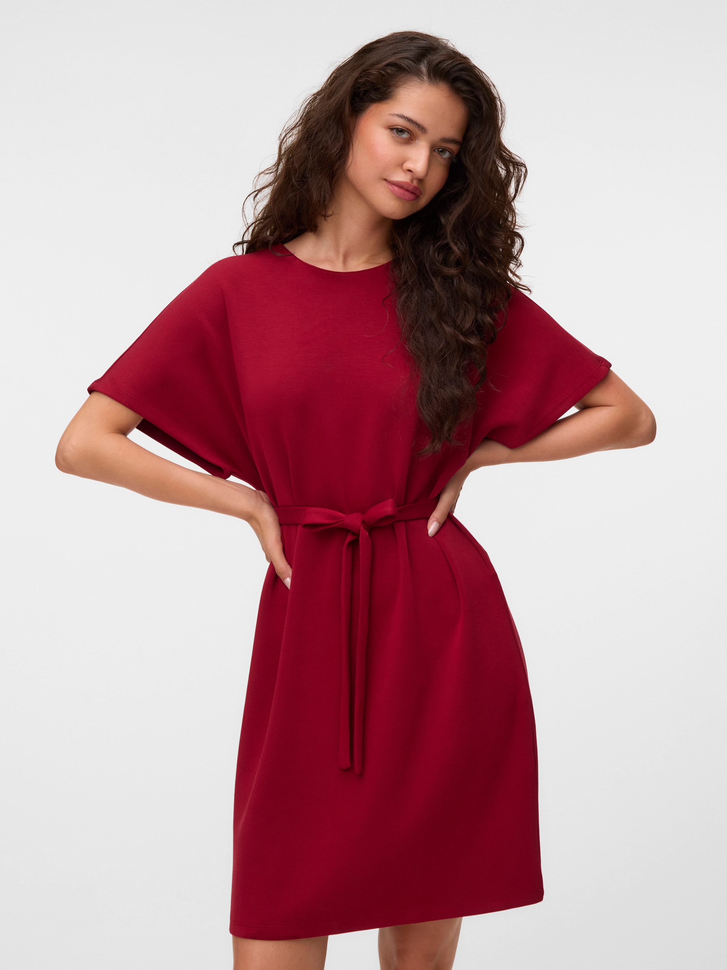 Vero Moda Minikleid »VMELLA 2/4 SHORT DRESS JRS« Viskosemischung, regular fit