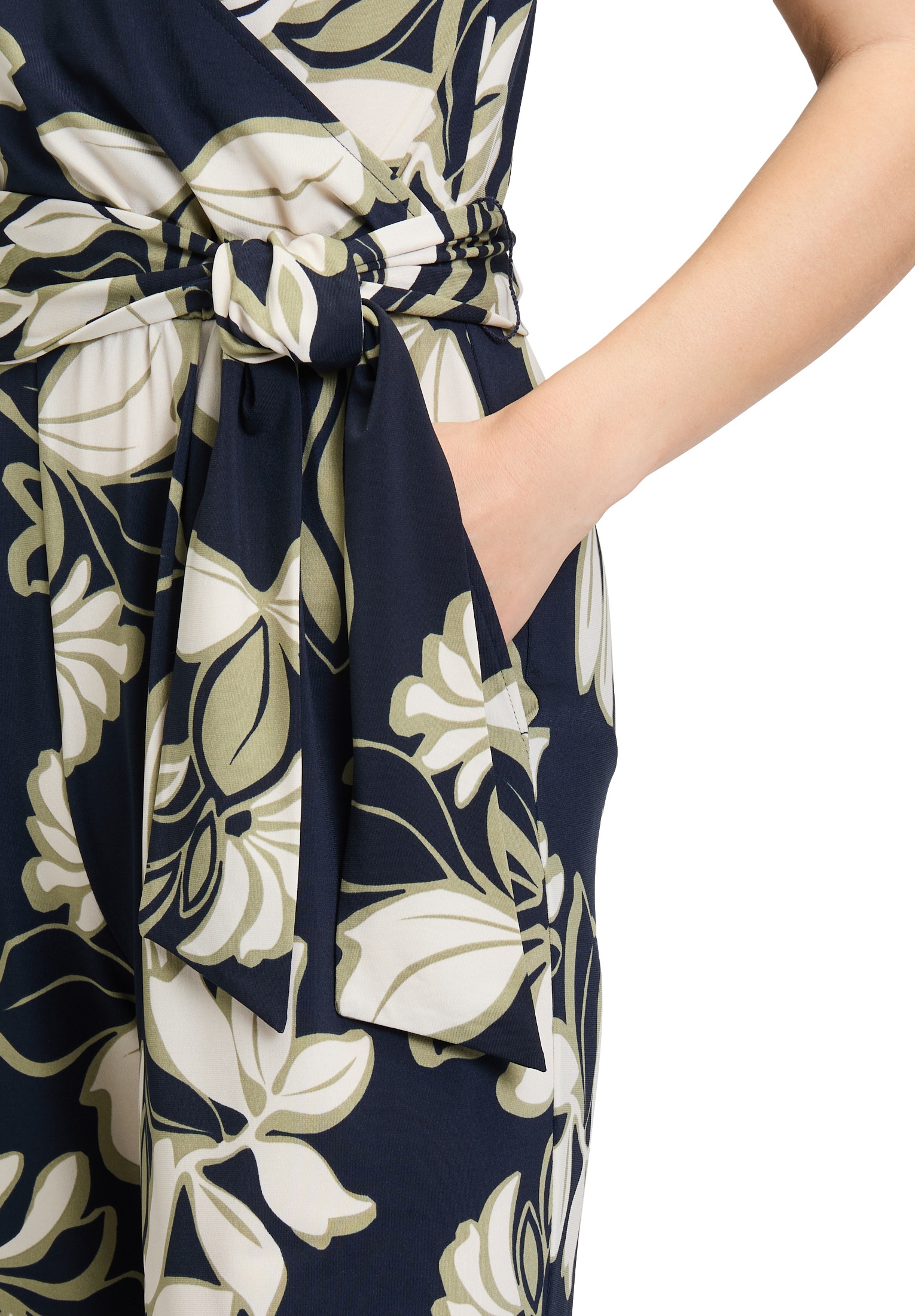 Betty Barclay Overall »Betty Barclay Jumpsuit mit Eingrifftaschen«, (1 tlg.)