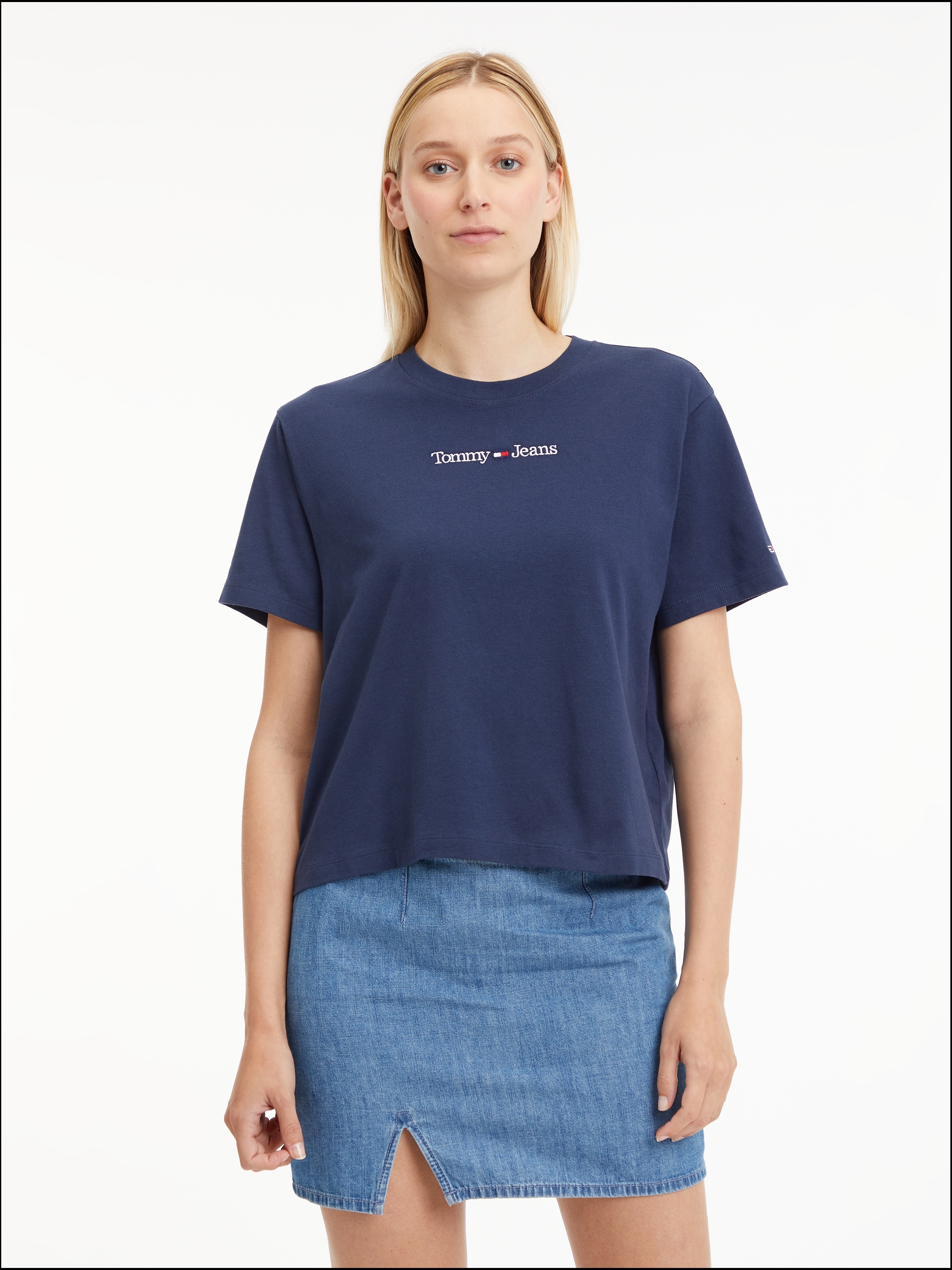 Tommy Jeans Kurzarmshirt CLS mit | »TJW Linear Jeans Logoschriftzug SERIF TEE«, online Tommy LINEAR BAUR bestellen