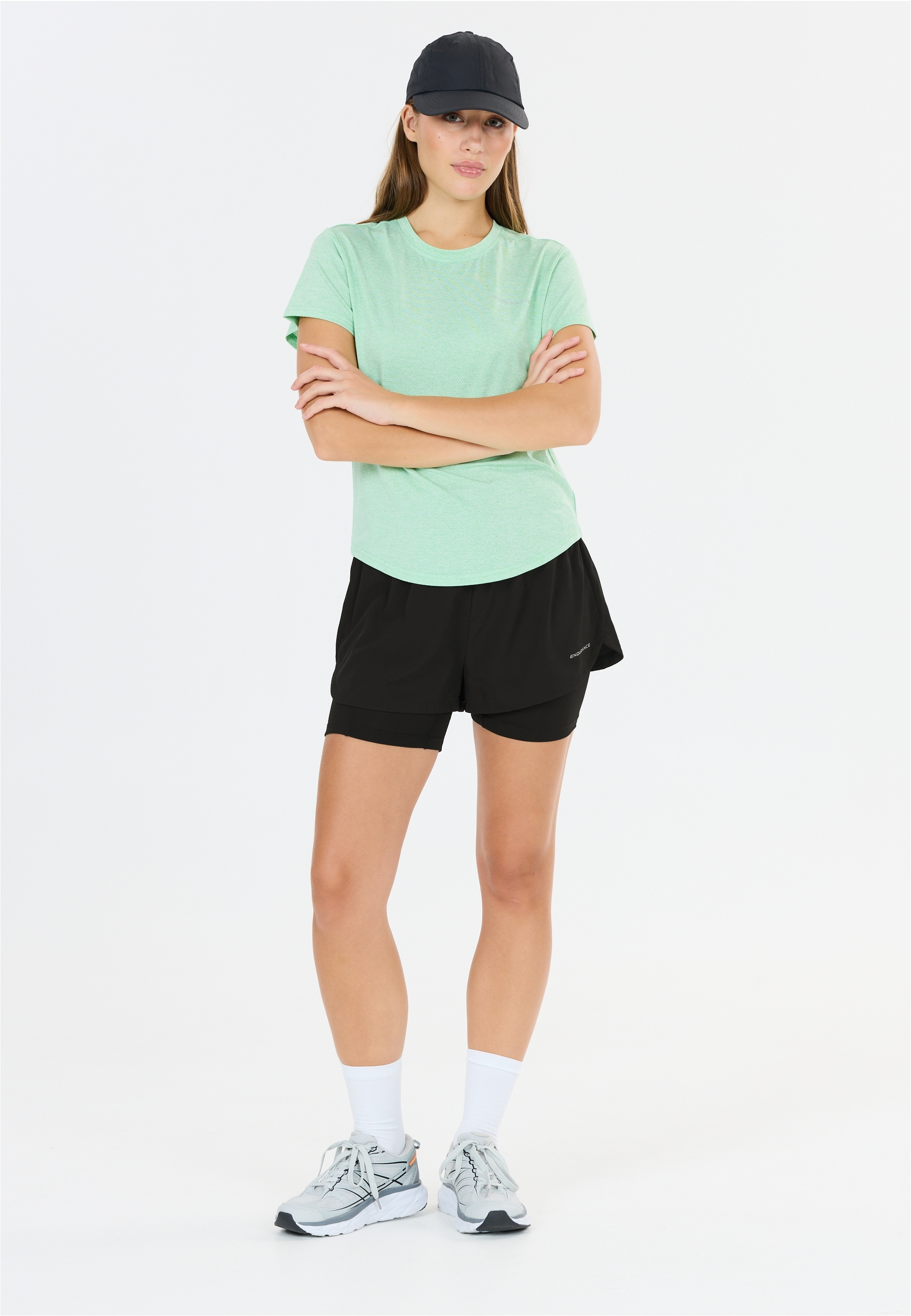 ENDURANCE Shorts »Less«  mit 4-Wege Stretch