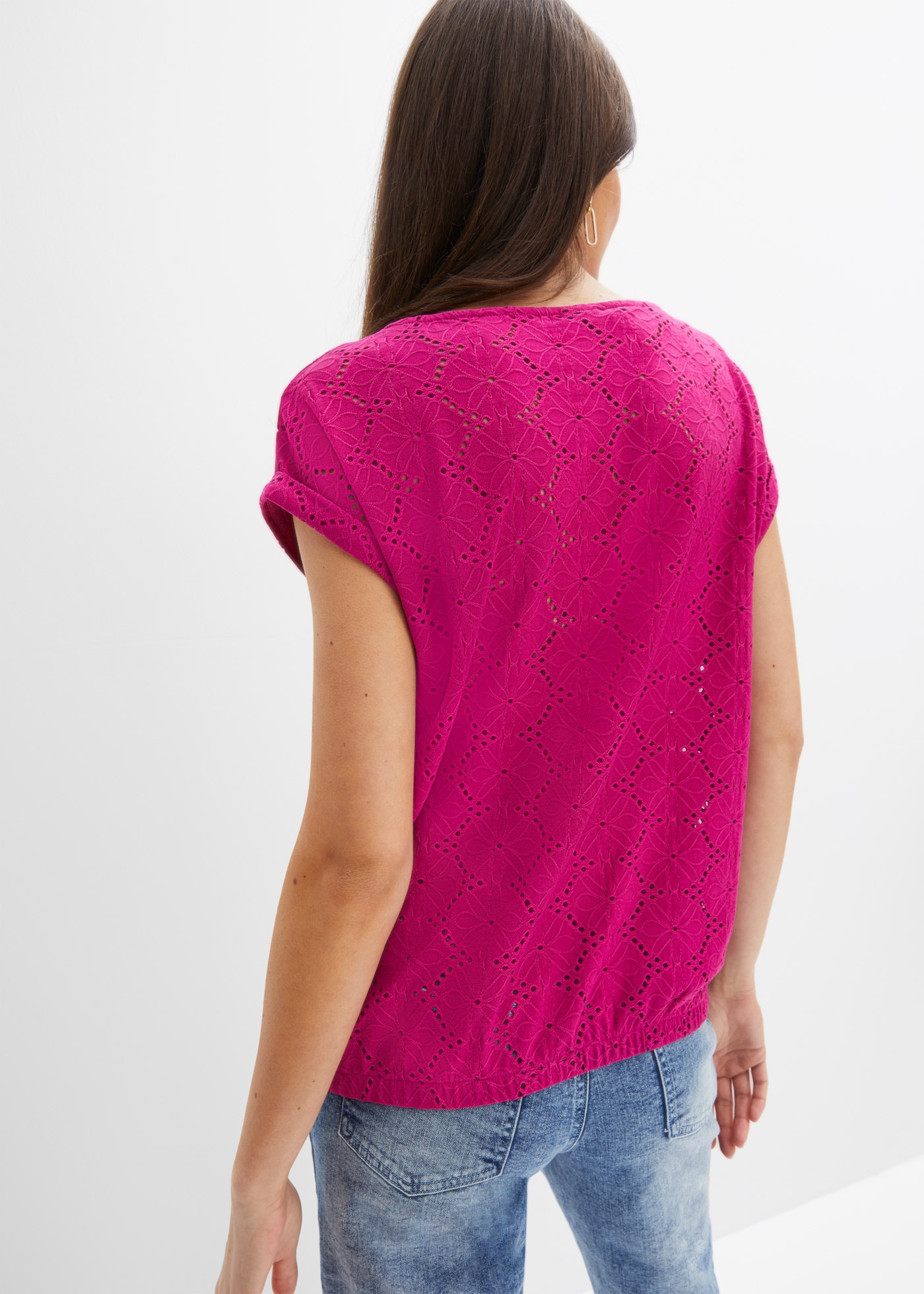 bonprix Shirtbluse bequeme Passform, mit Lochstickerei, elastisches Material