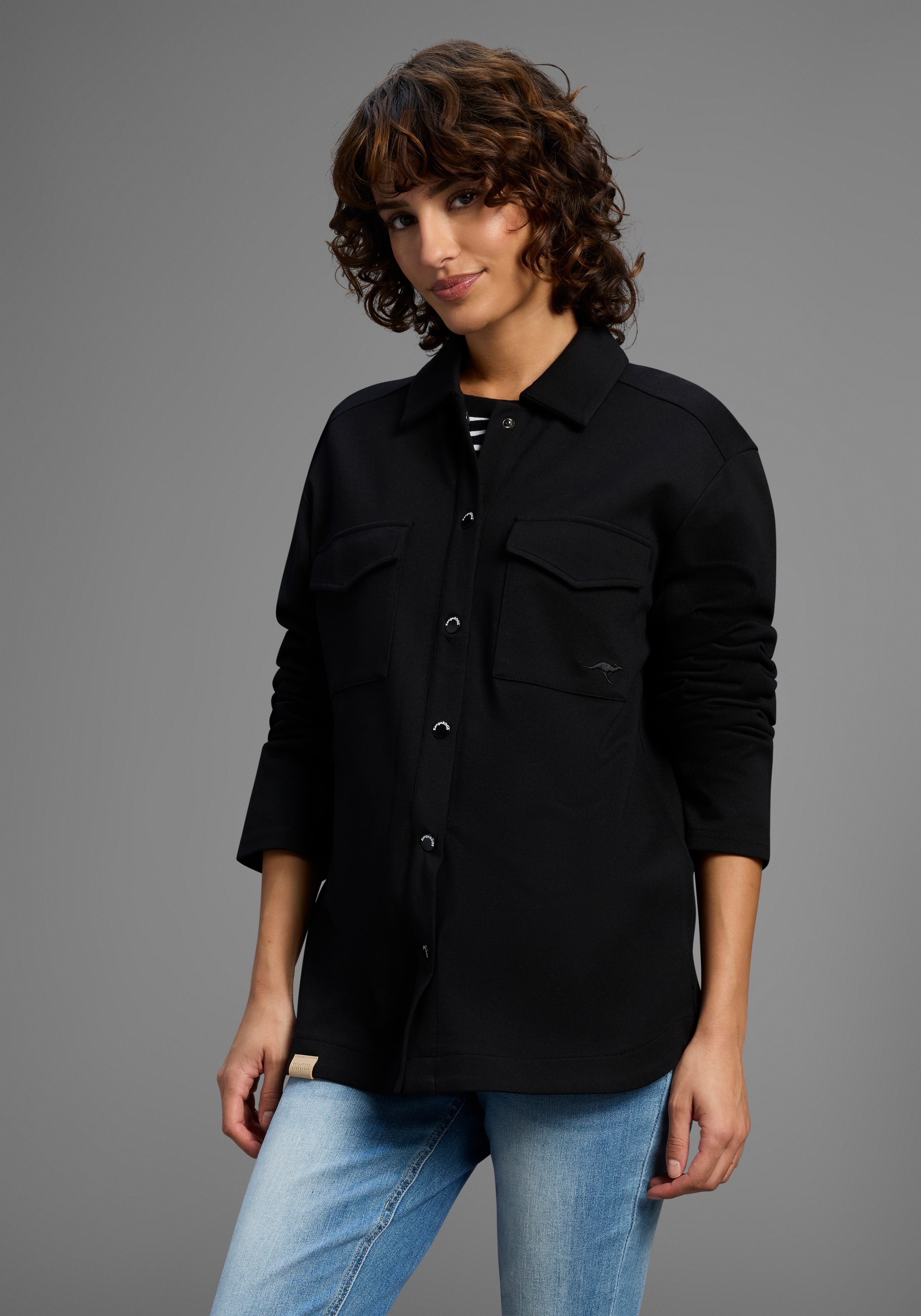 Hemdjacke KANGAROOS, Damen, Gr. 44/46, blau (schwarz), Web, Obermaterial: 70% Viskose, 25% Polyester, 5% Elasthan, figurumspielend hüftbedeckend, abgesteppt, Jacken, Overshirt mit Knopfleiste 2