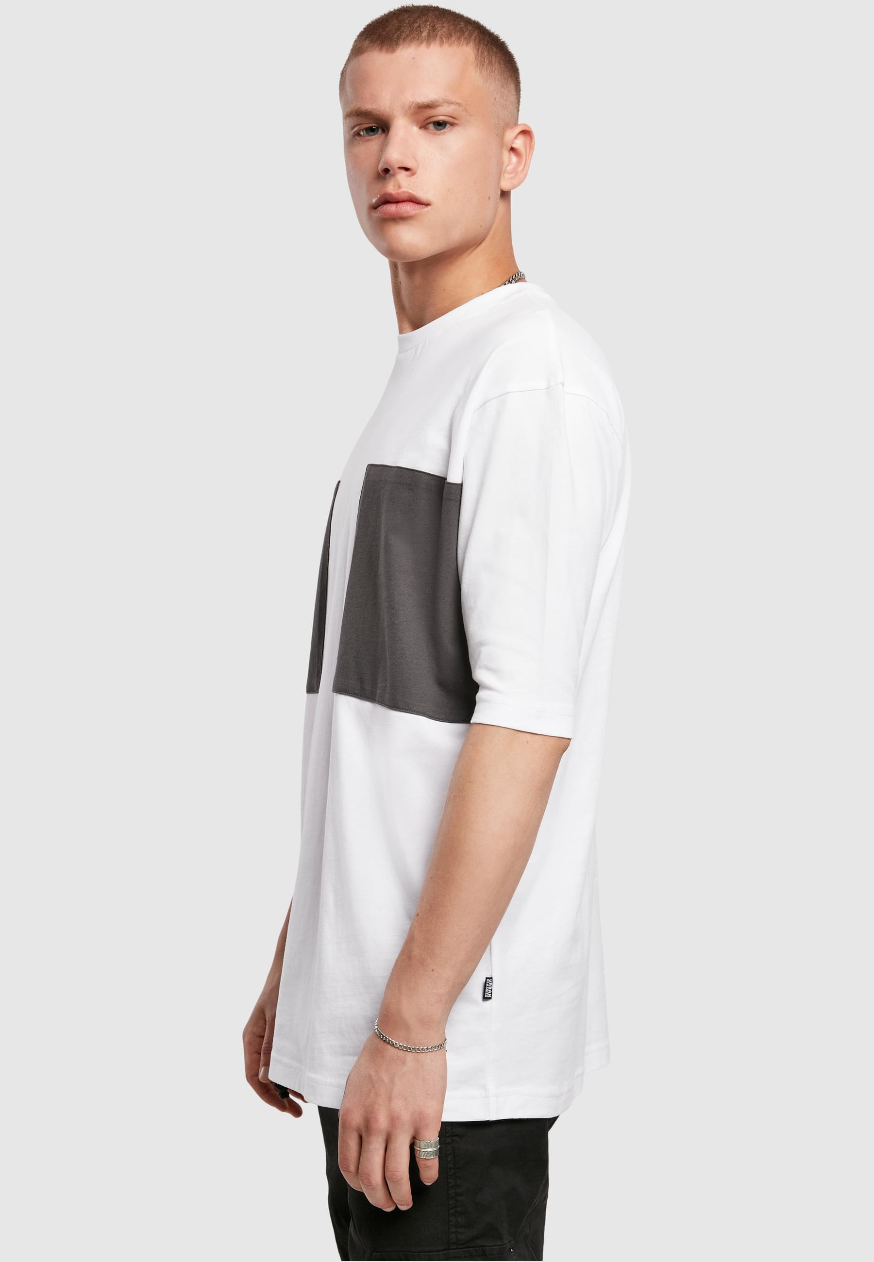 URBAN CLASSICS Kurzarmshirt »Urban Classics Herren Big Double Pocket Tee«, (1 tlg.)