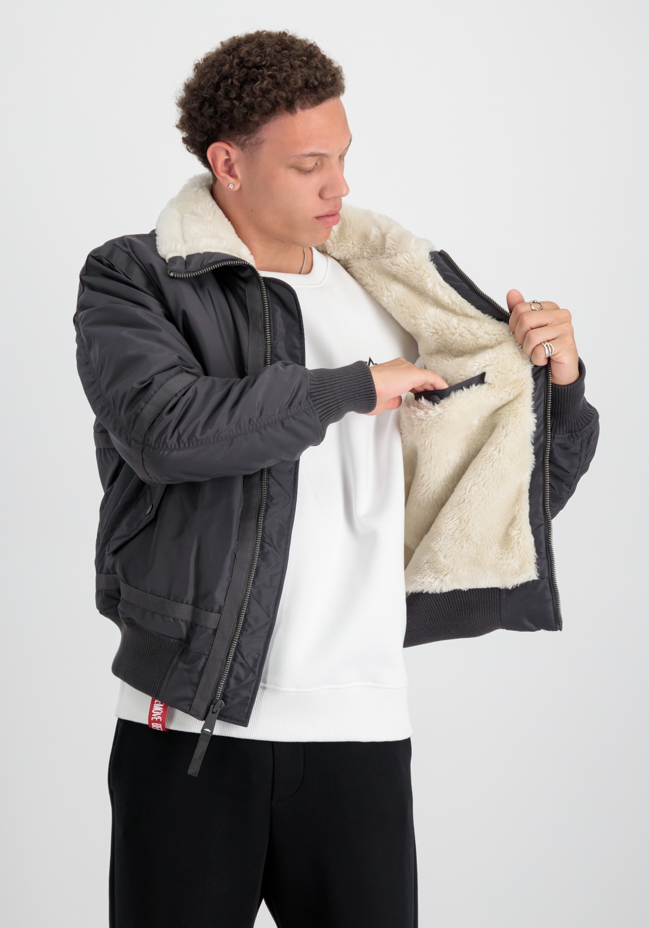 Alpha Industries Bomberjacke »Alpha Industries Men - Bomber Jackets B-15 III TT Two Tone«