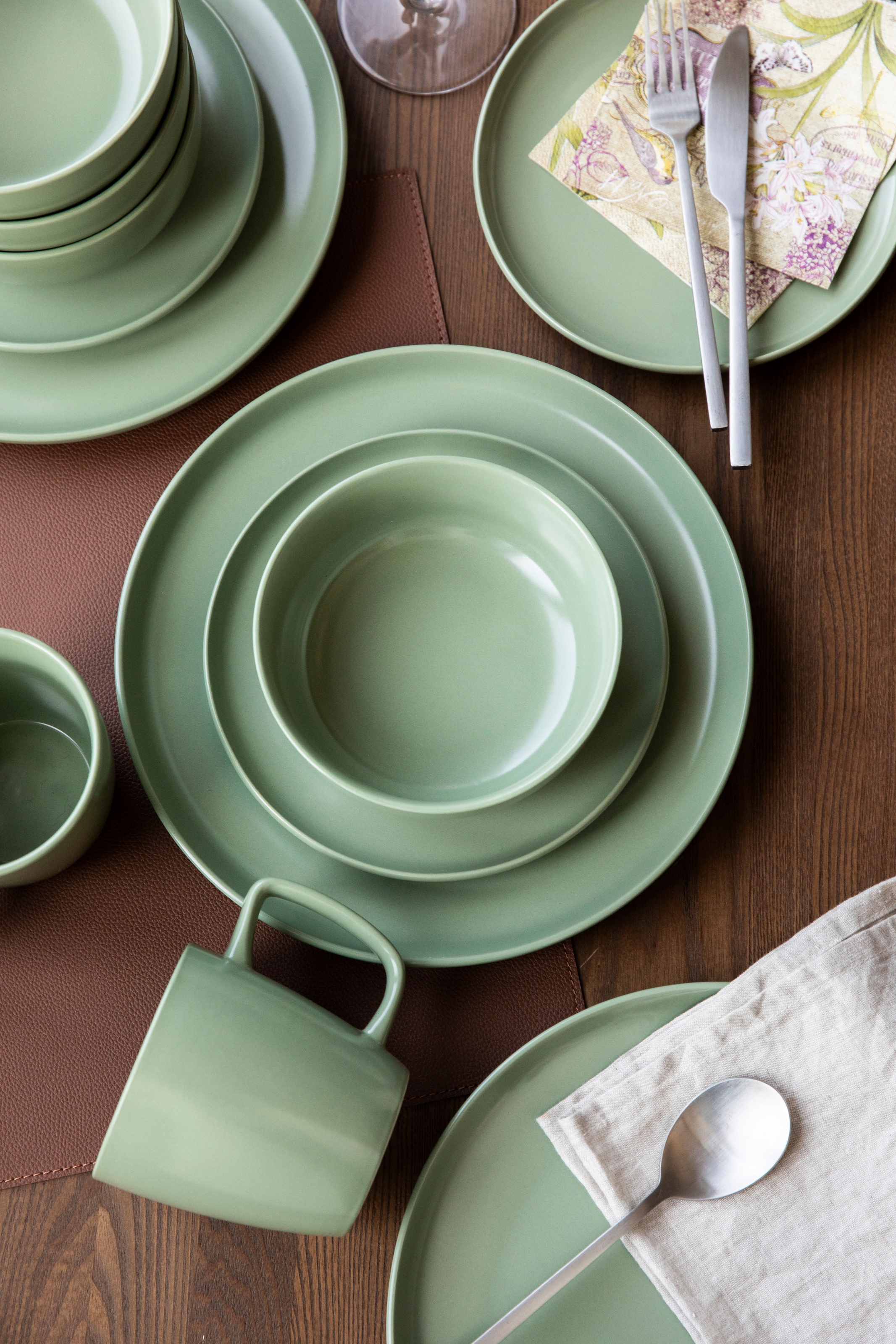 OTTO home Geschirr-Set »Tommik, außen matt, innen glänzend« spülmaschinenfest und mikrowellengeeignet