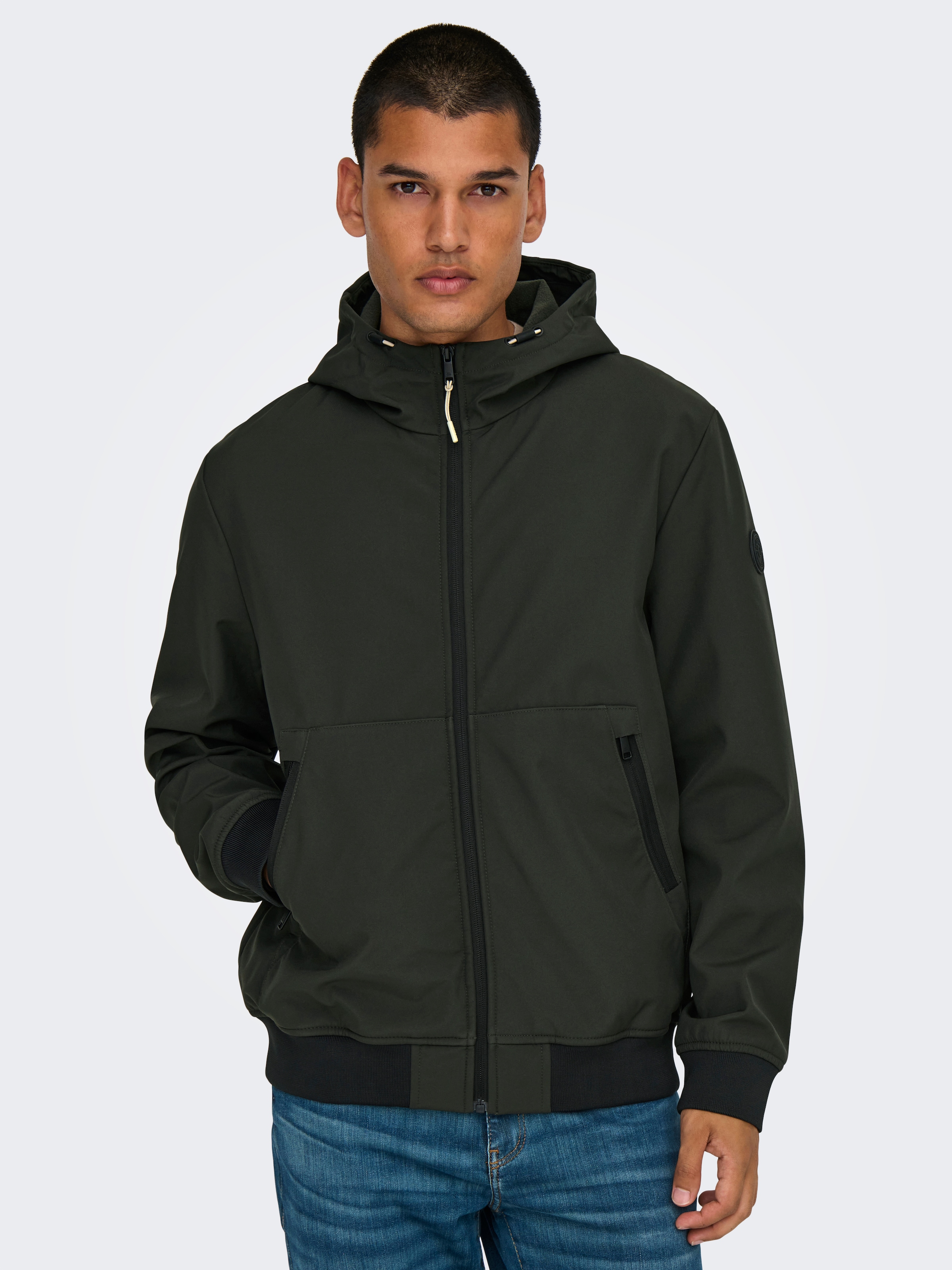 ONLY & SONS Softshelljacke "ONSBOWIE SOFTSHELL BOMBER NOOS" mit Kapuze günstig online kaufen