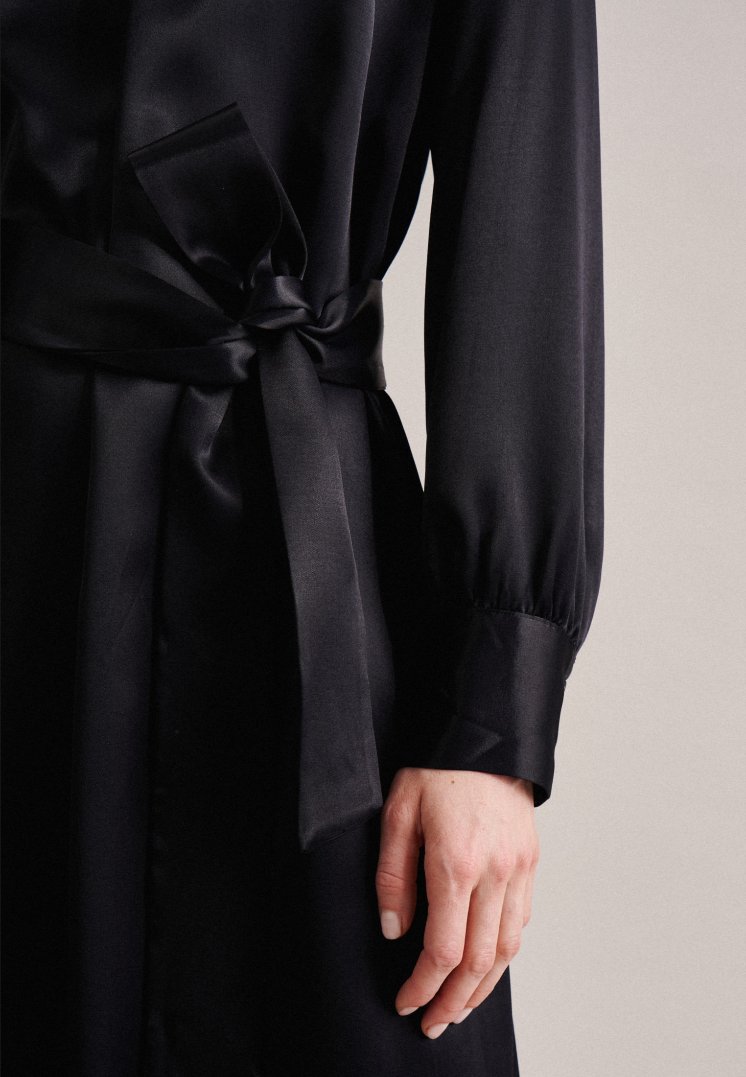 seidensticker Sommerkleid »Schwarze Rose«, Langarm für bestellen Kragen | BAUR Uni