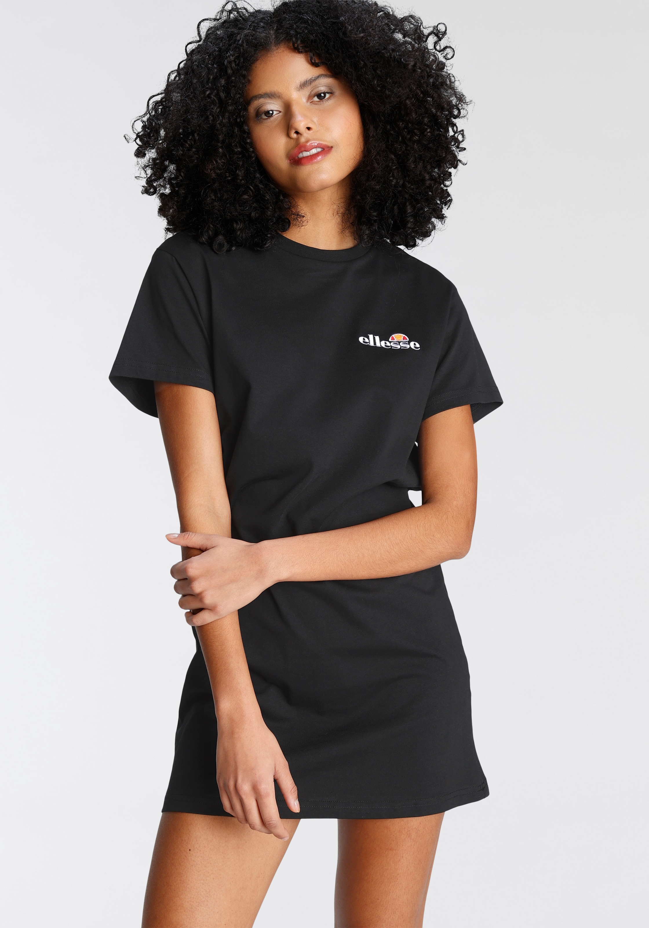Ellesse Sommerkleid "Adore Dress" Mini-Länge, mit Rundhalsausschnitt, aus Baumwolle, lässige Passform