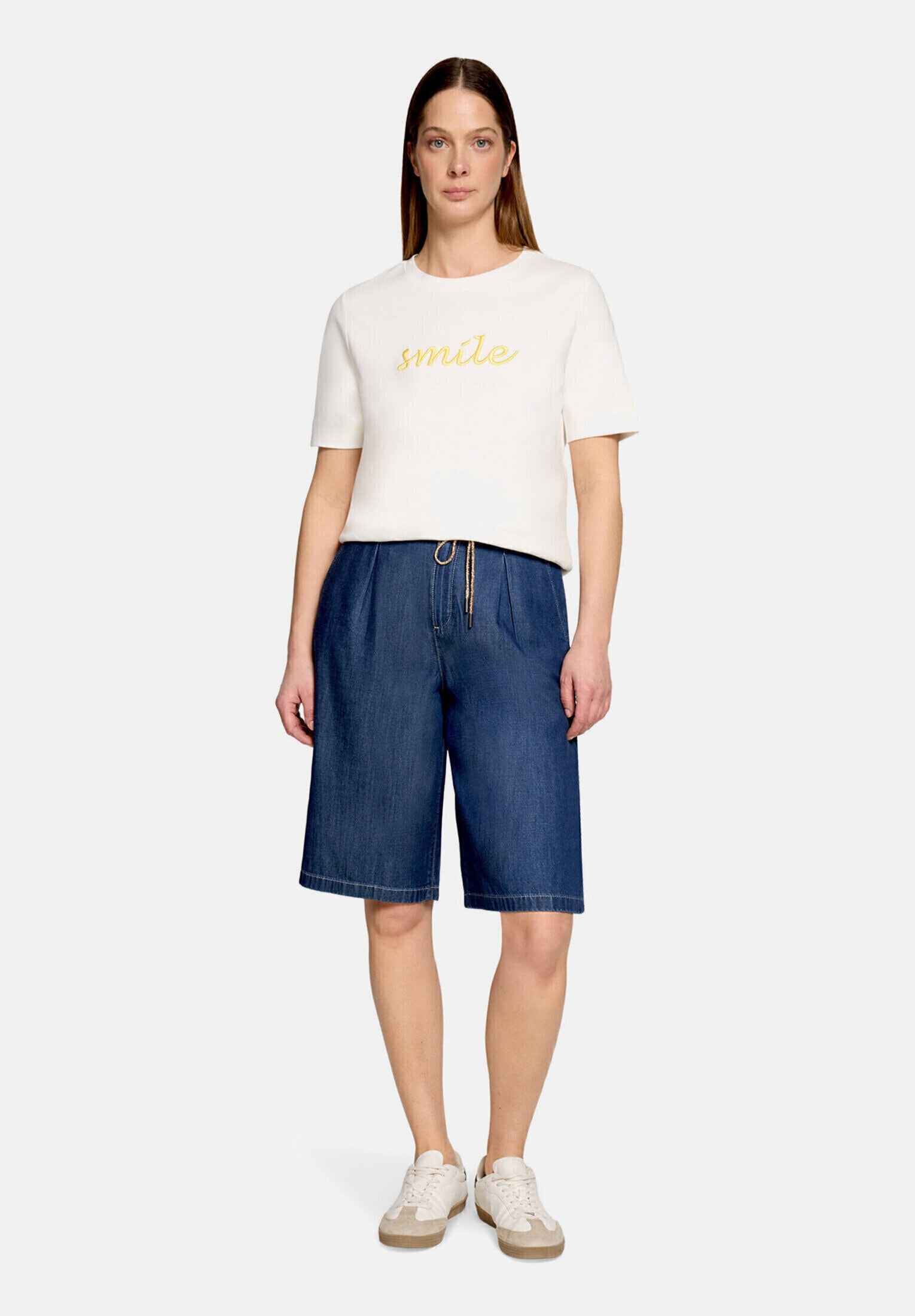 Cartoon Bermudas "Damen mit Bindegürtel"